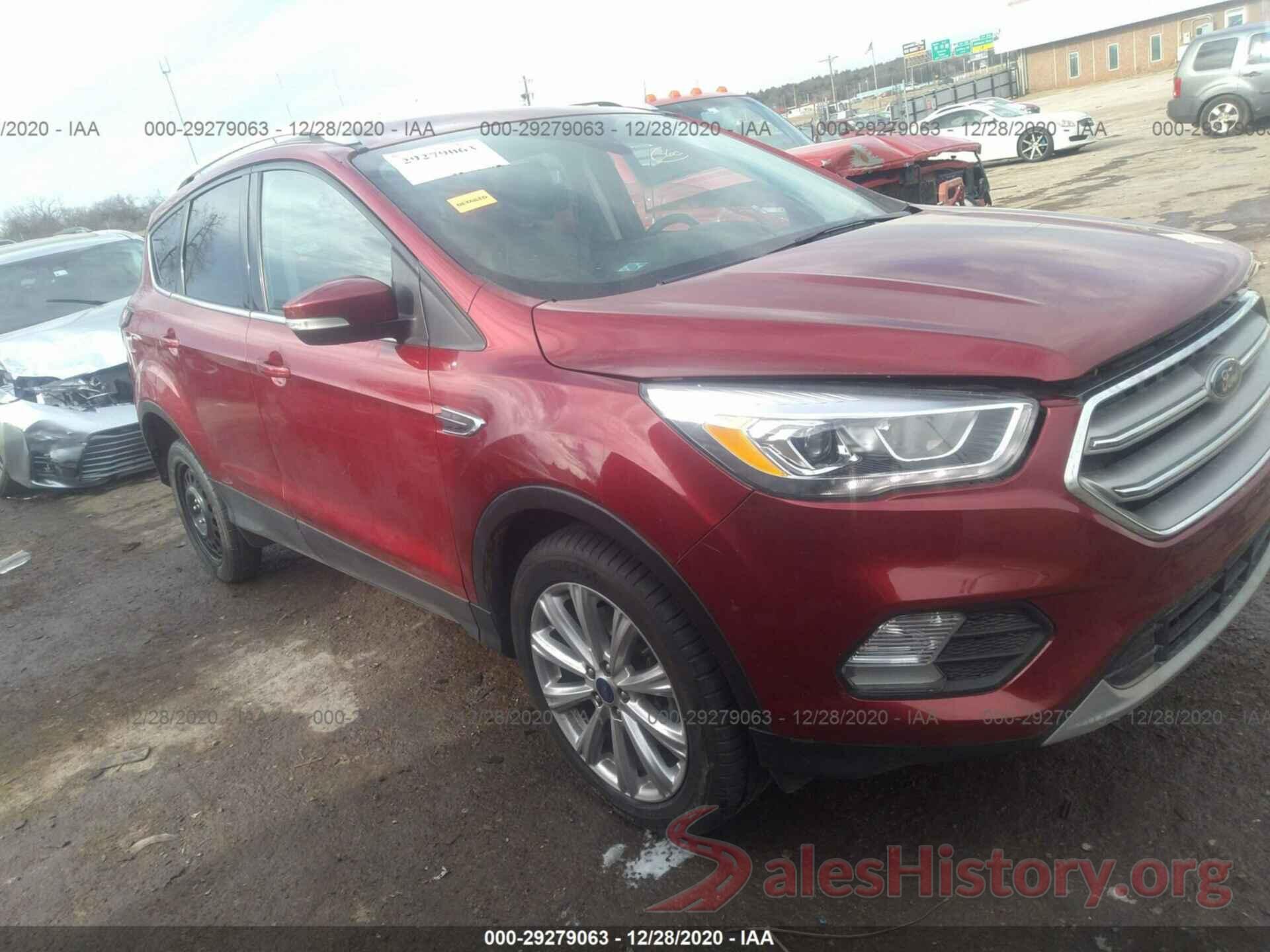 1FMCU9J94HUC35925 2017 FORD ESCAPE