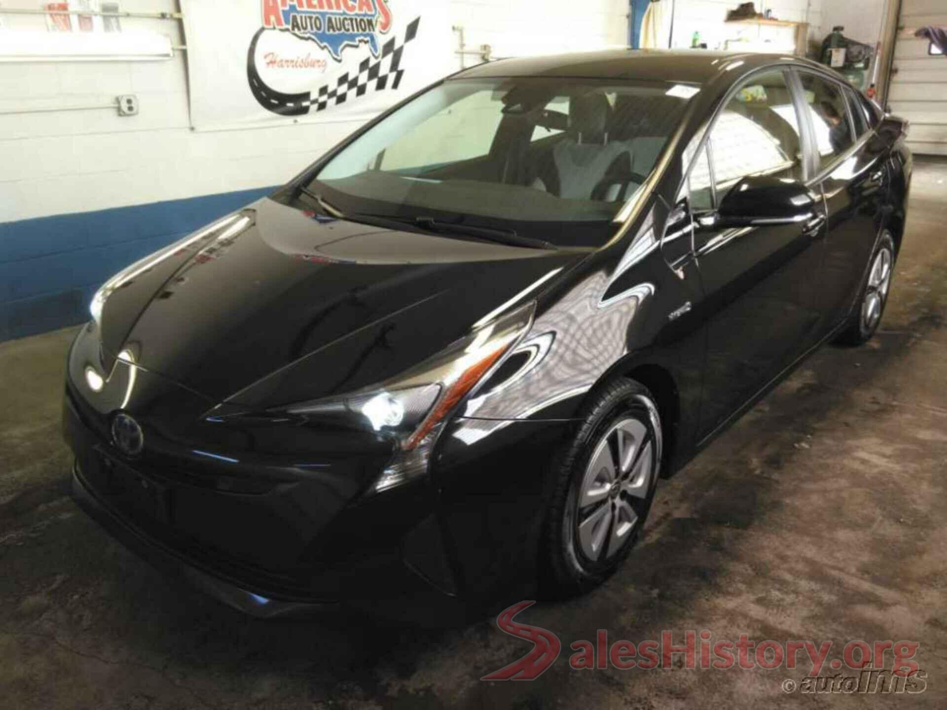 JTDKARFU5J3063275 2018 TOYOTA PRIUS