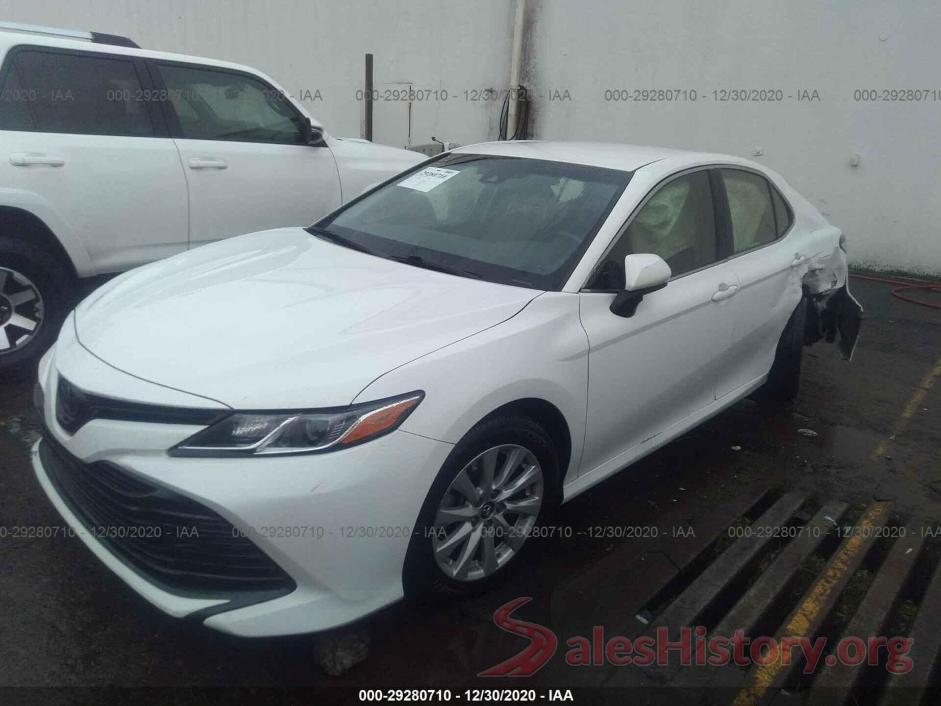 JTNB11HKXJ3011004 2018 TOYOTA CAMRY