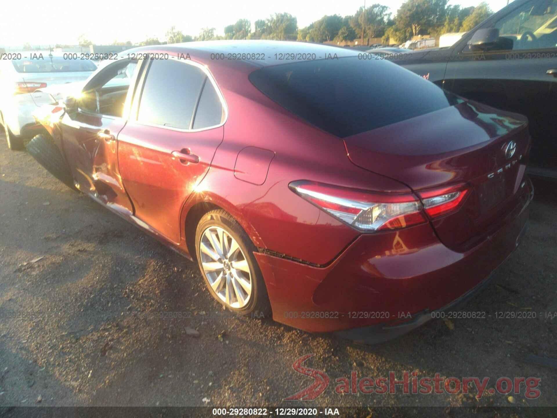 4T1B11HK3JU635303 2018 TOYOTA CAMRY