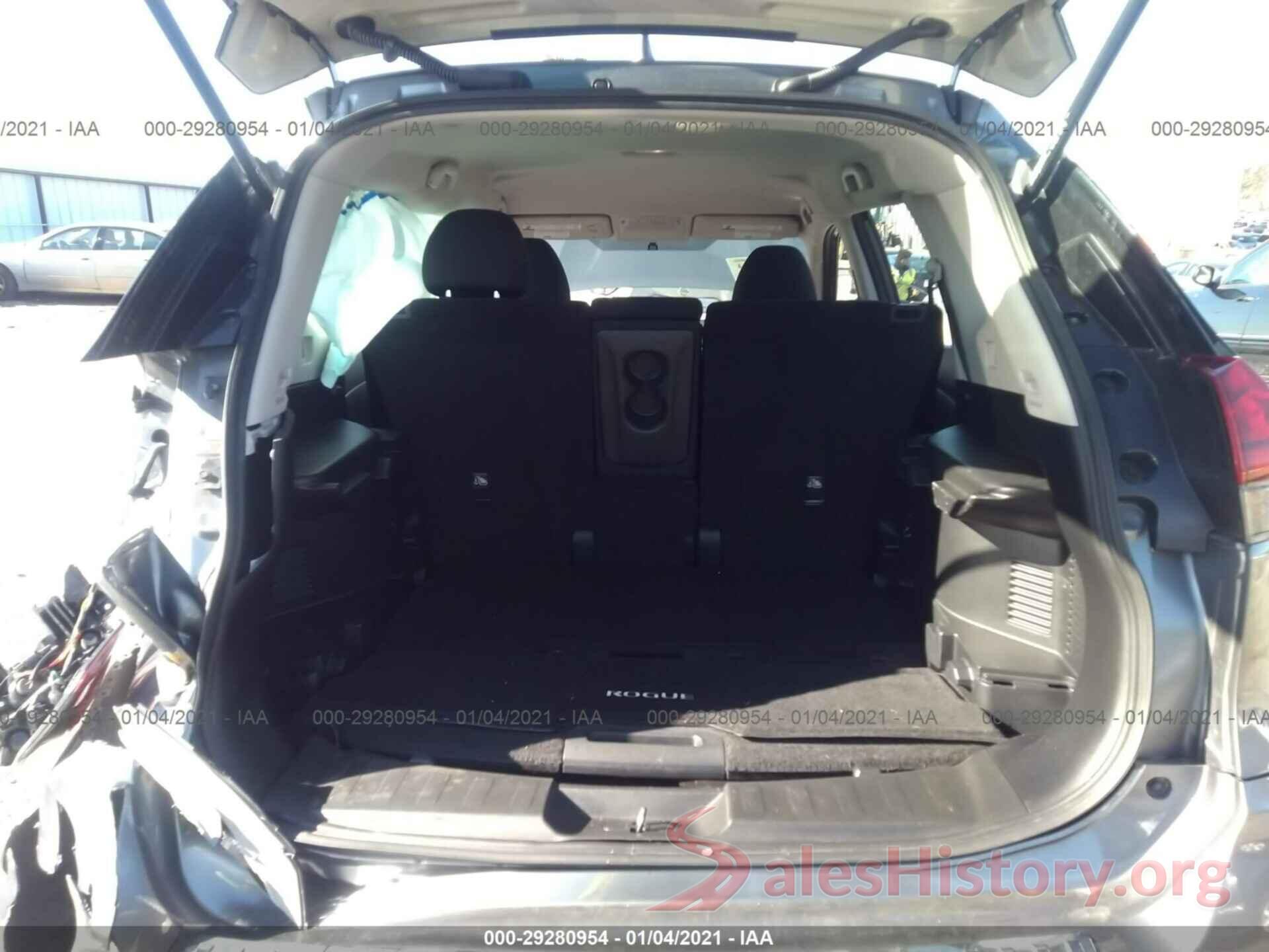 KNMAT2MV9HP610527 2017 NISSAN ROGUE