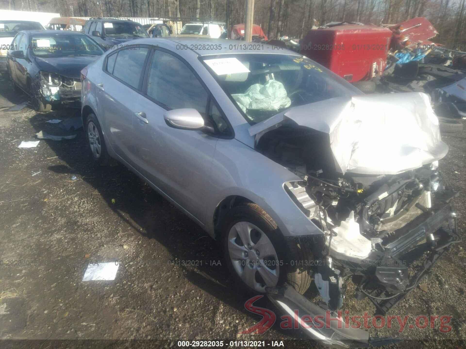 3KPFK4A79JE271025 2018 KIA FORTE