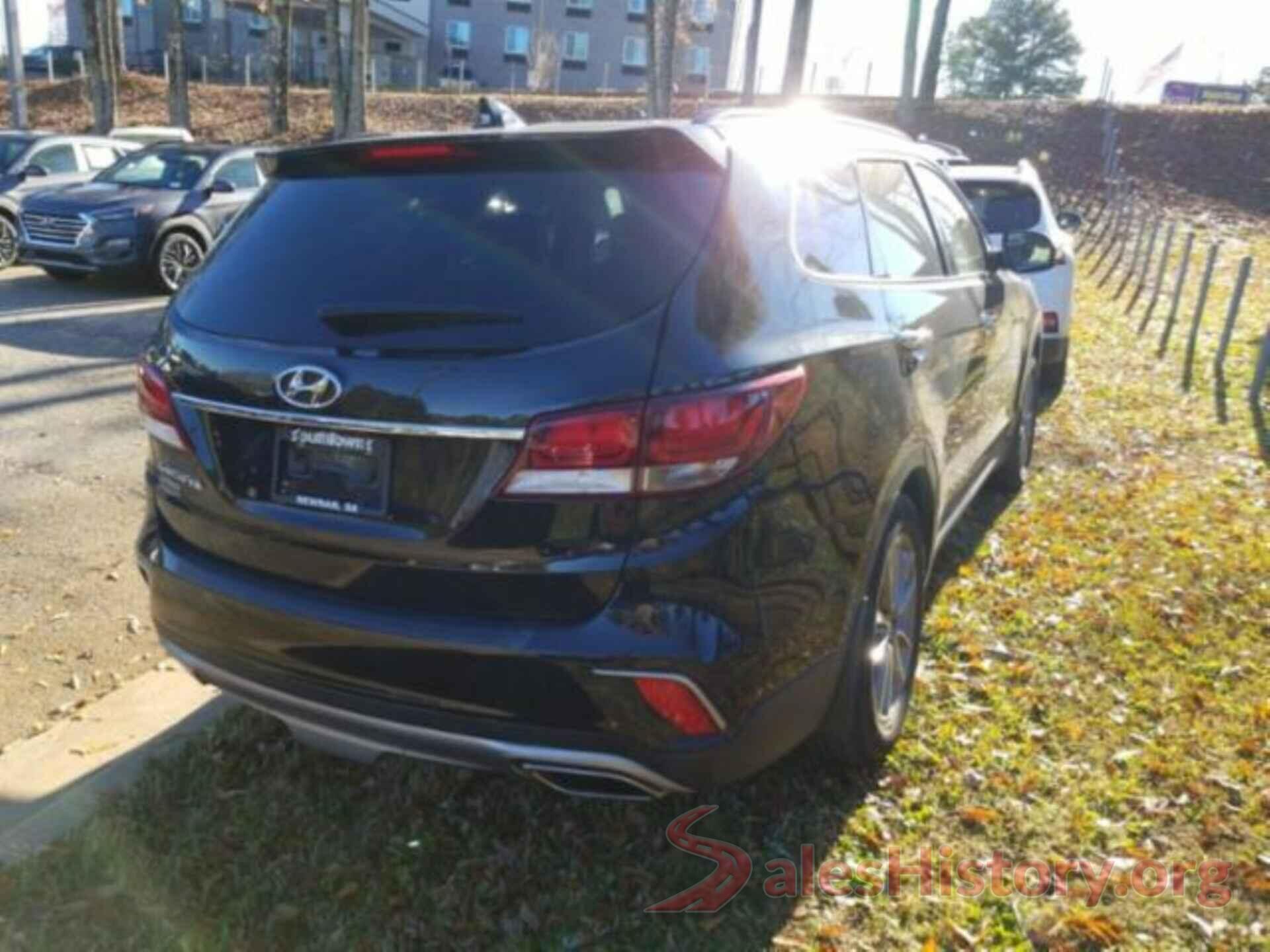 KM8SN4HF1JU287090 2018 HYUNDAI SANTA FE