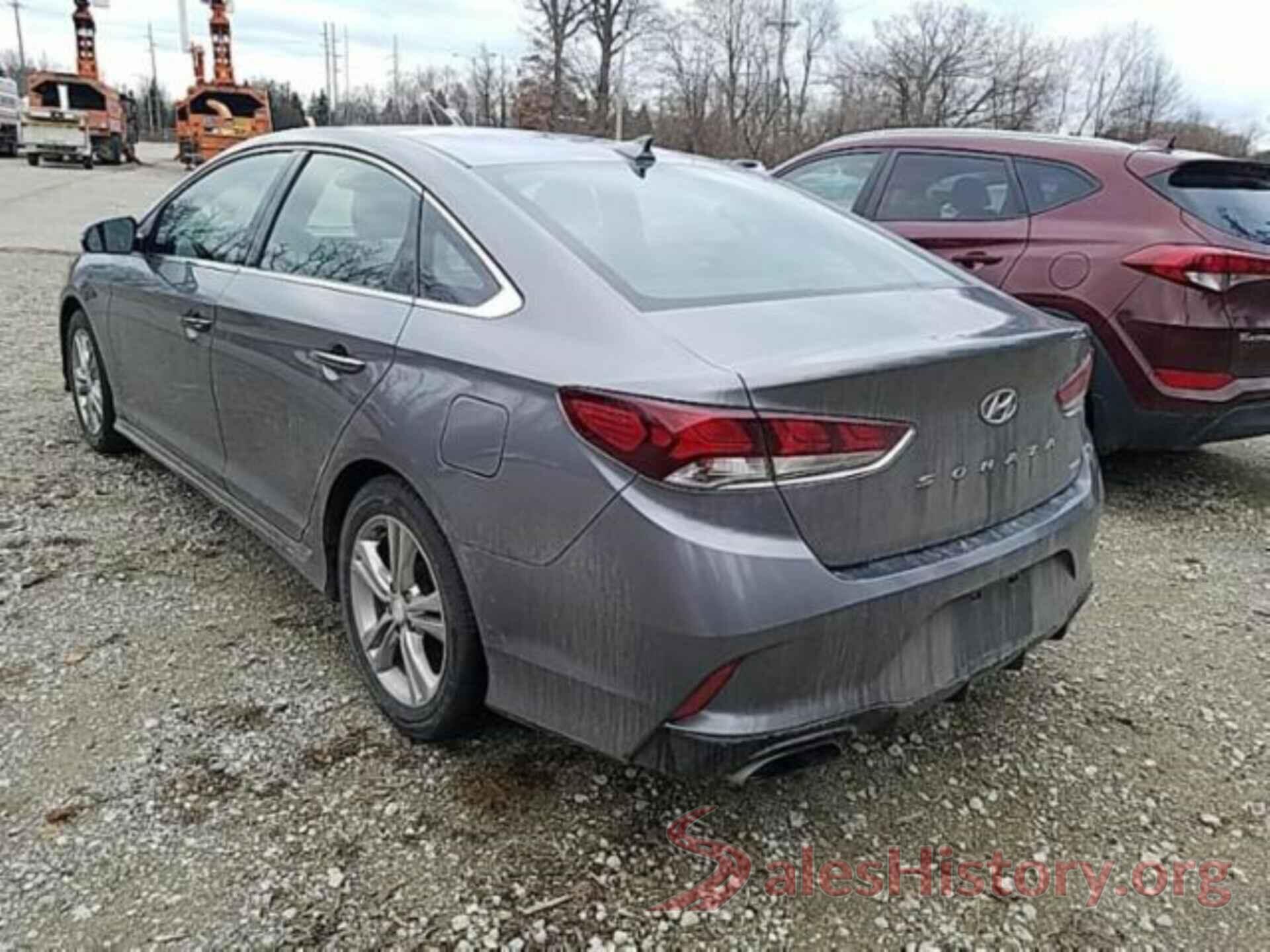 5NPE34AF8JH681827 2018 HYUNDAI SONATA