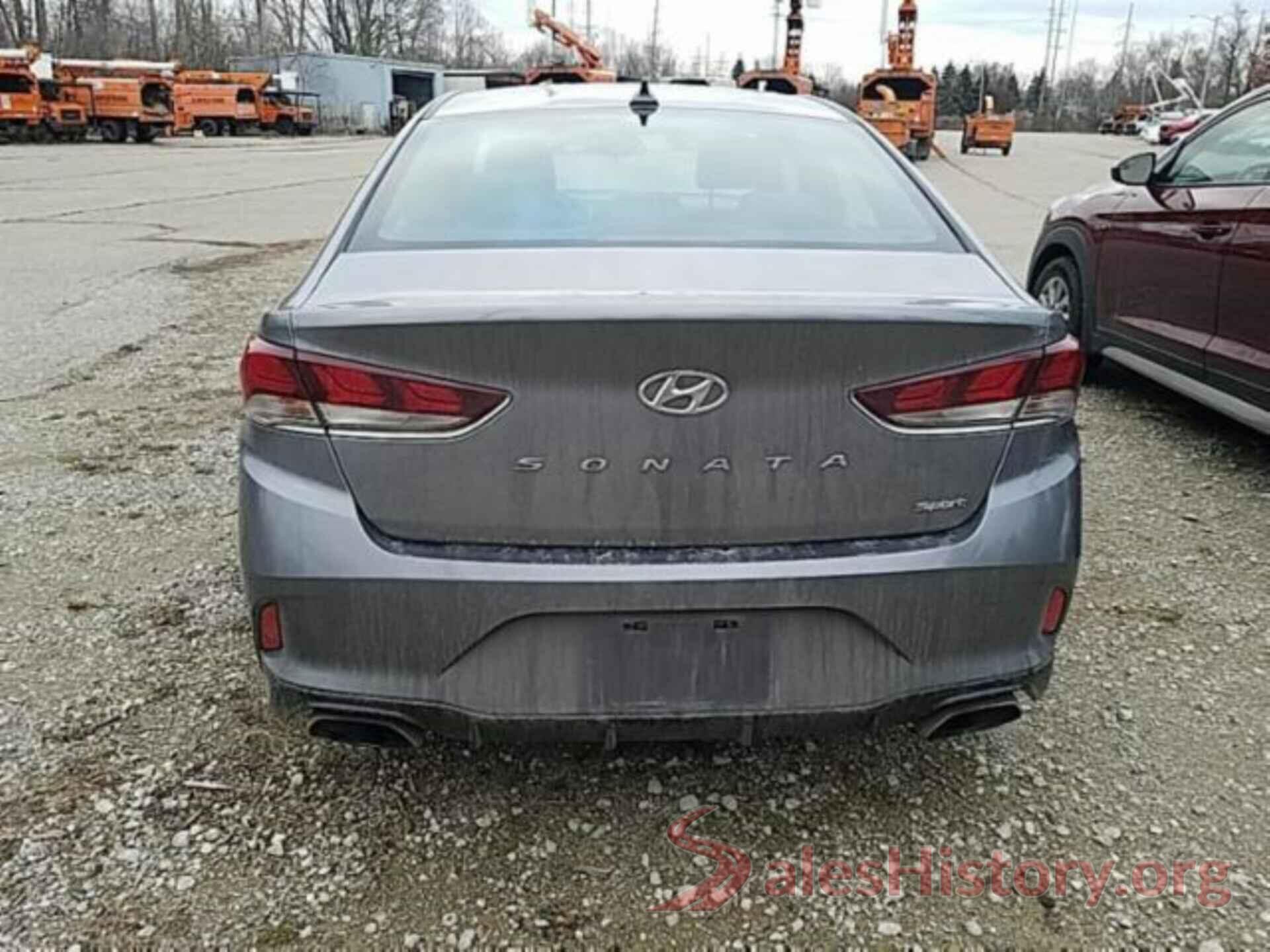 5NPE34AF8JH681827 2018 HYUNDAI SONATA