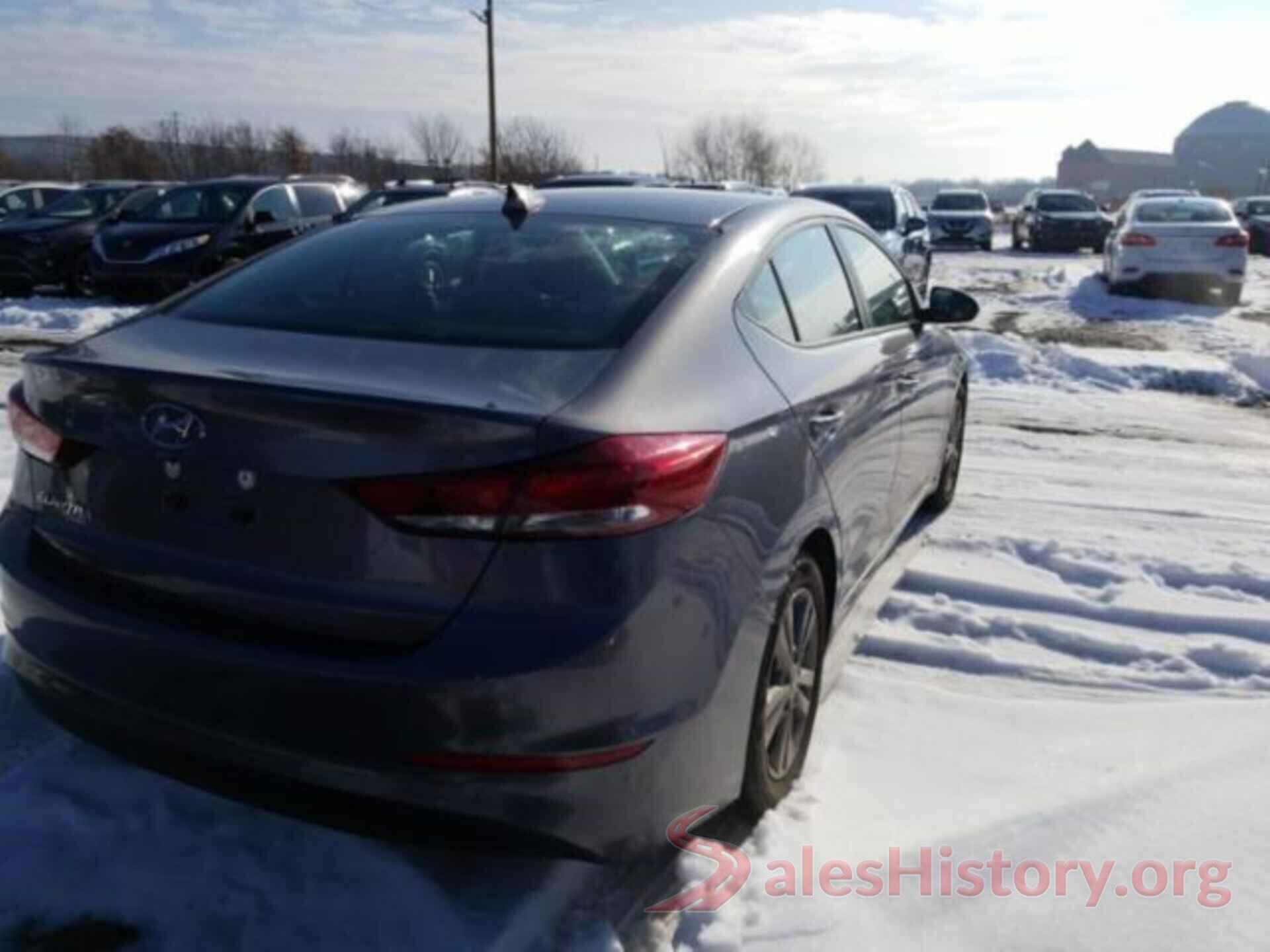 5NPD84LF0JH277334 2018 HYUNDAI ELANTRA