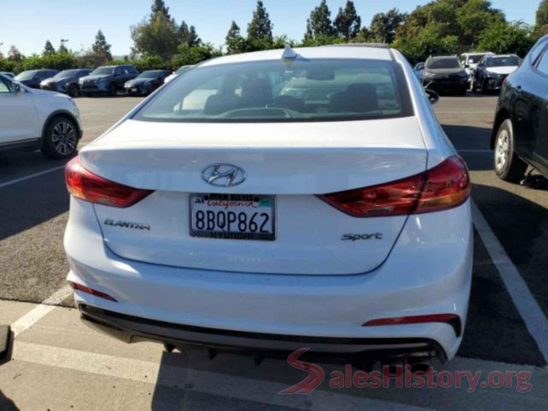 KMHD04LBXJU526342 2018 HYUNDAI ELANTRA