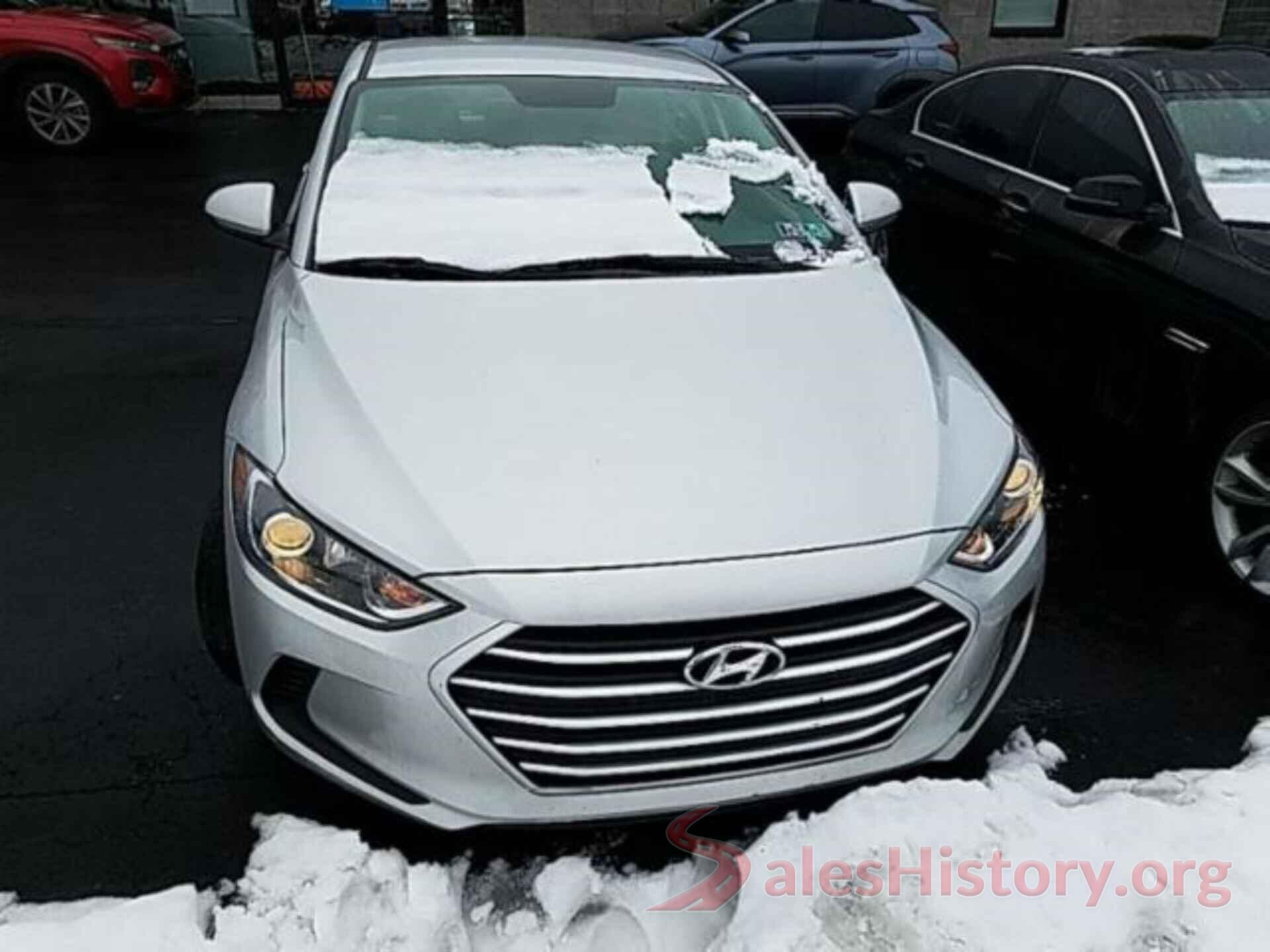 5NPD74LF4JH289196 2018 HYUNDAI ELANTRA