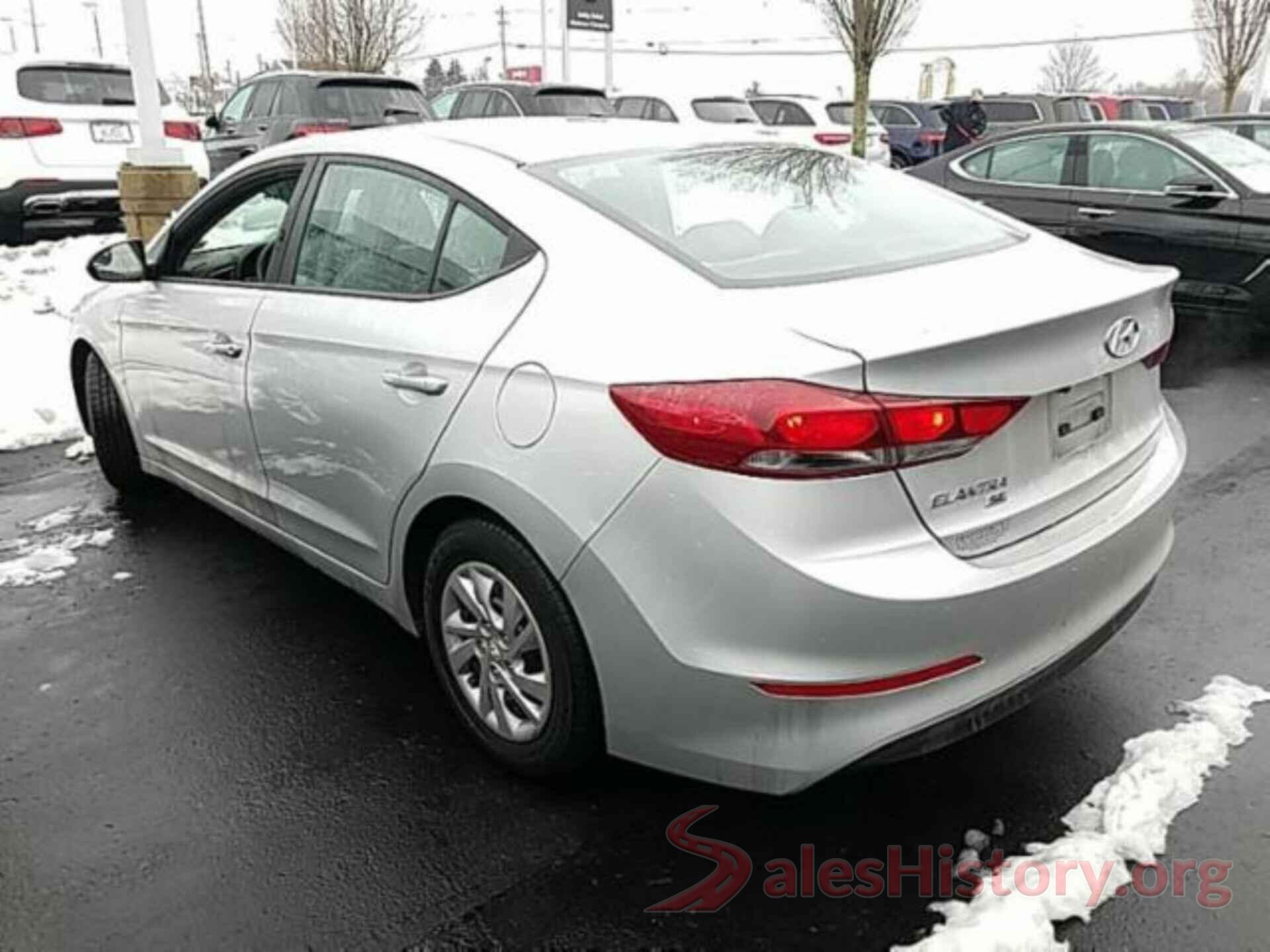 5NPD74LF4JH289196 2018 HYUNDAI ELANTRA