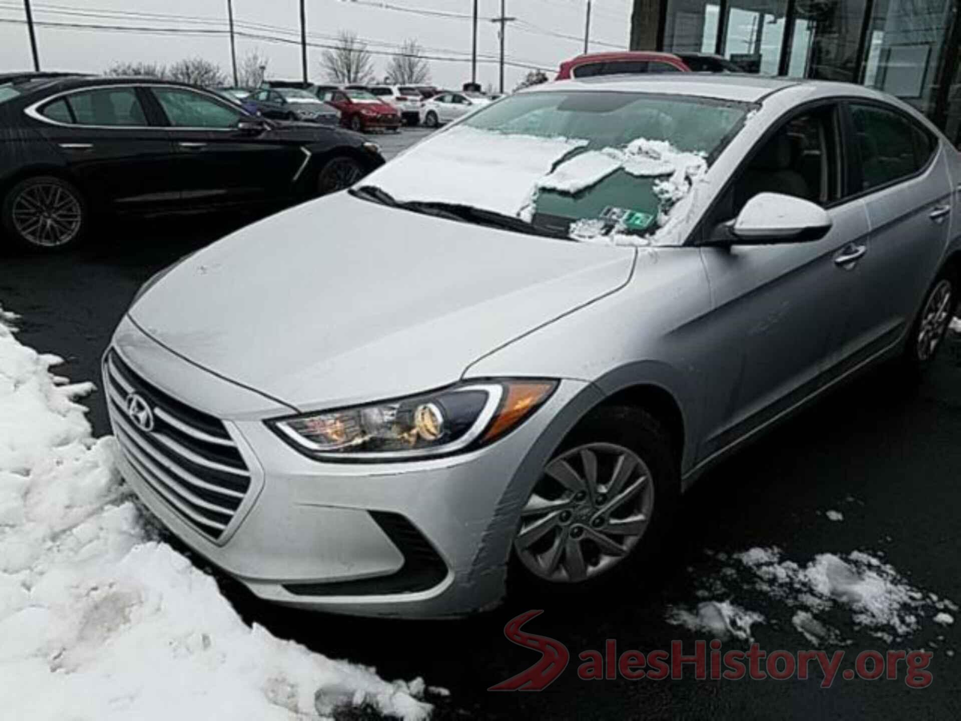 5NPD74LF4JH289196 2018 HYUNDAI ELANTRA