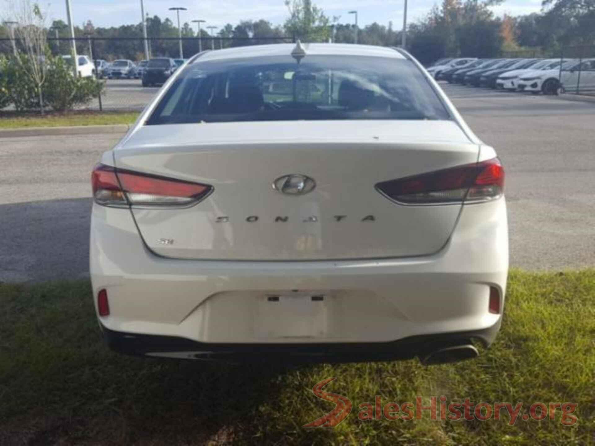 5NPE24AF8JH647440 2018 HYUNDAI SONATA