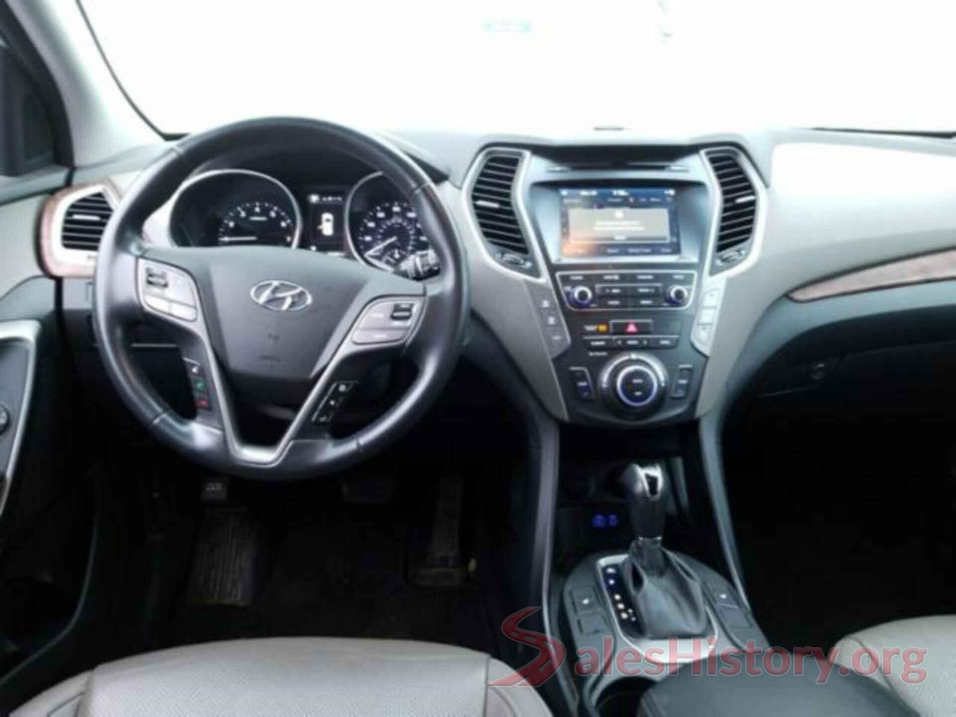 KM8SN4HF5HU232166 2017 HYUNDAI SANTA FE