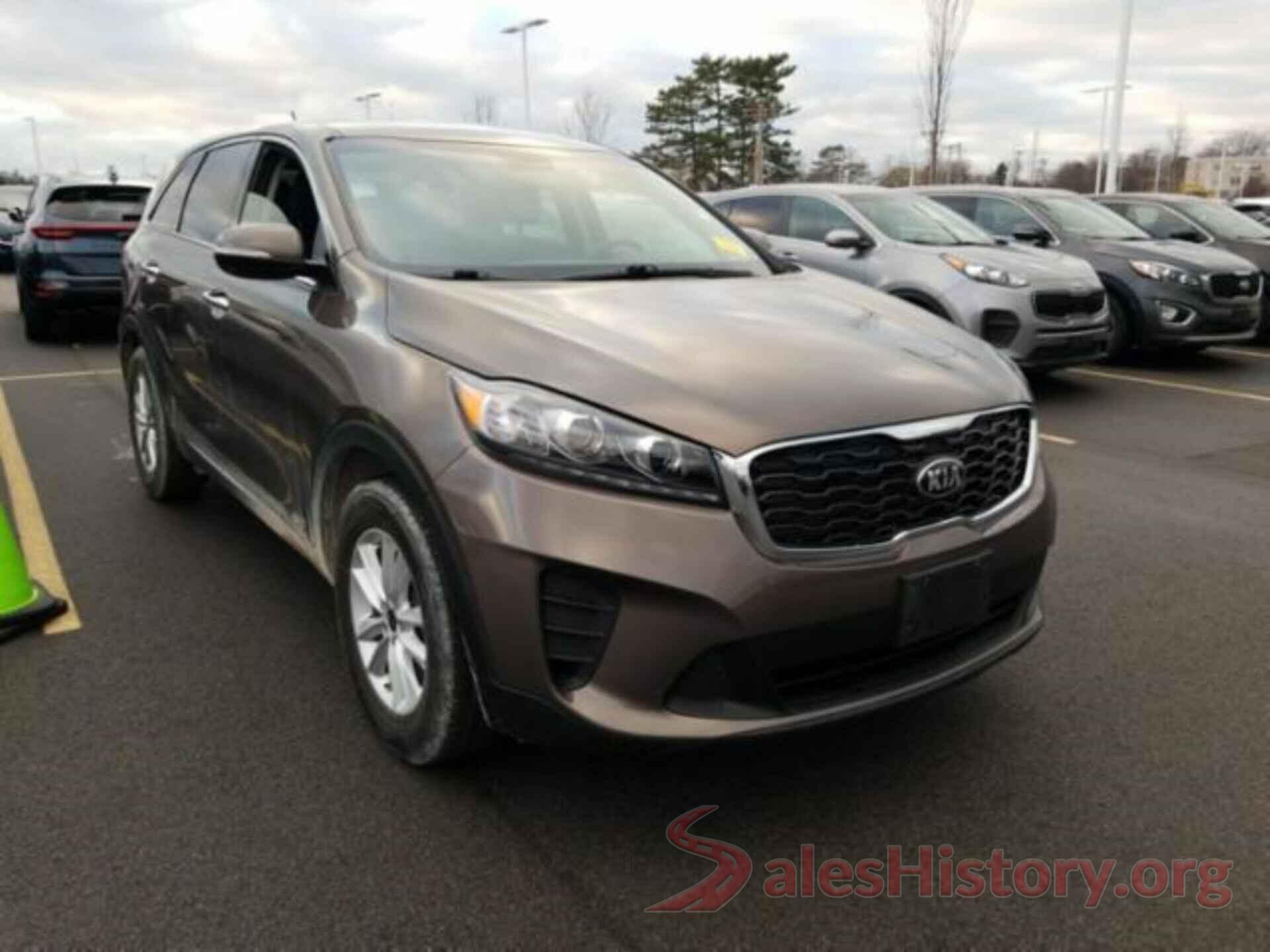 5XYPGDA31KG462641 2019 KIA SORENTO