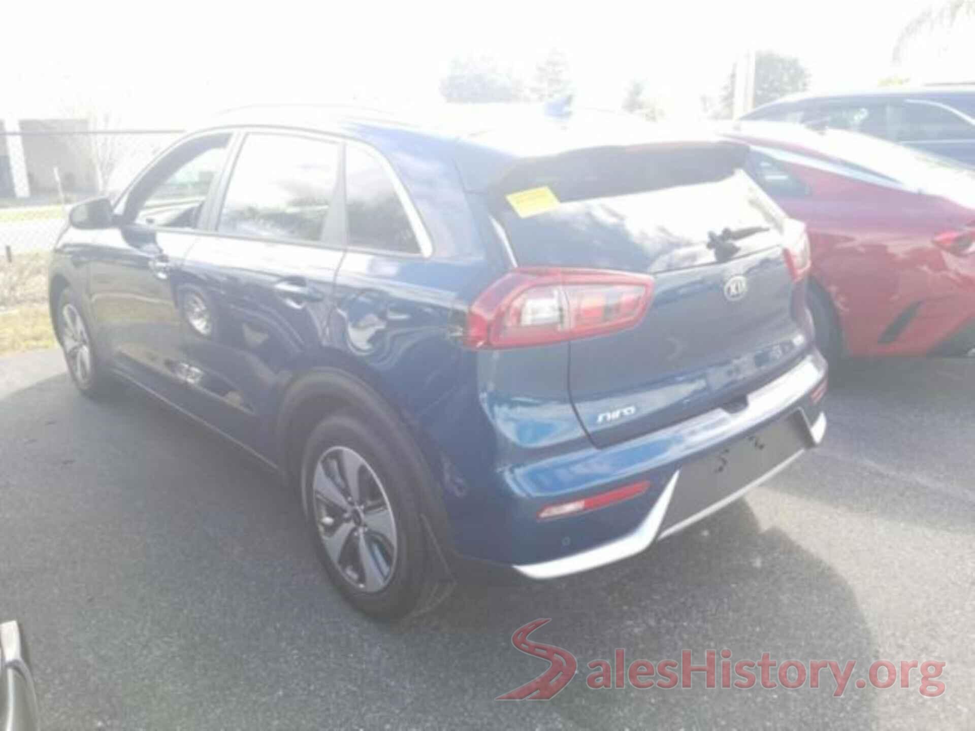 KNDCE3LC2K5233258 2019 KIA NIRO