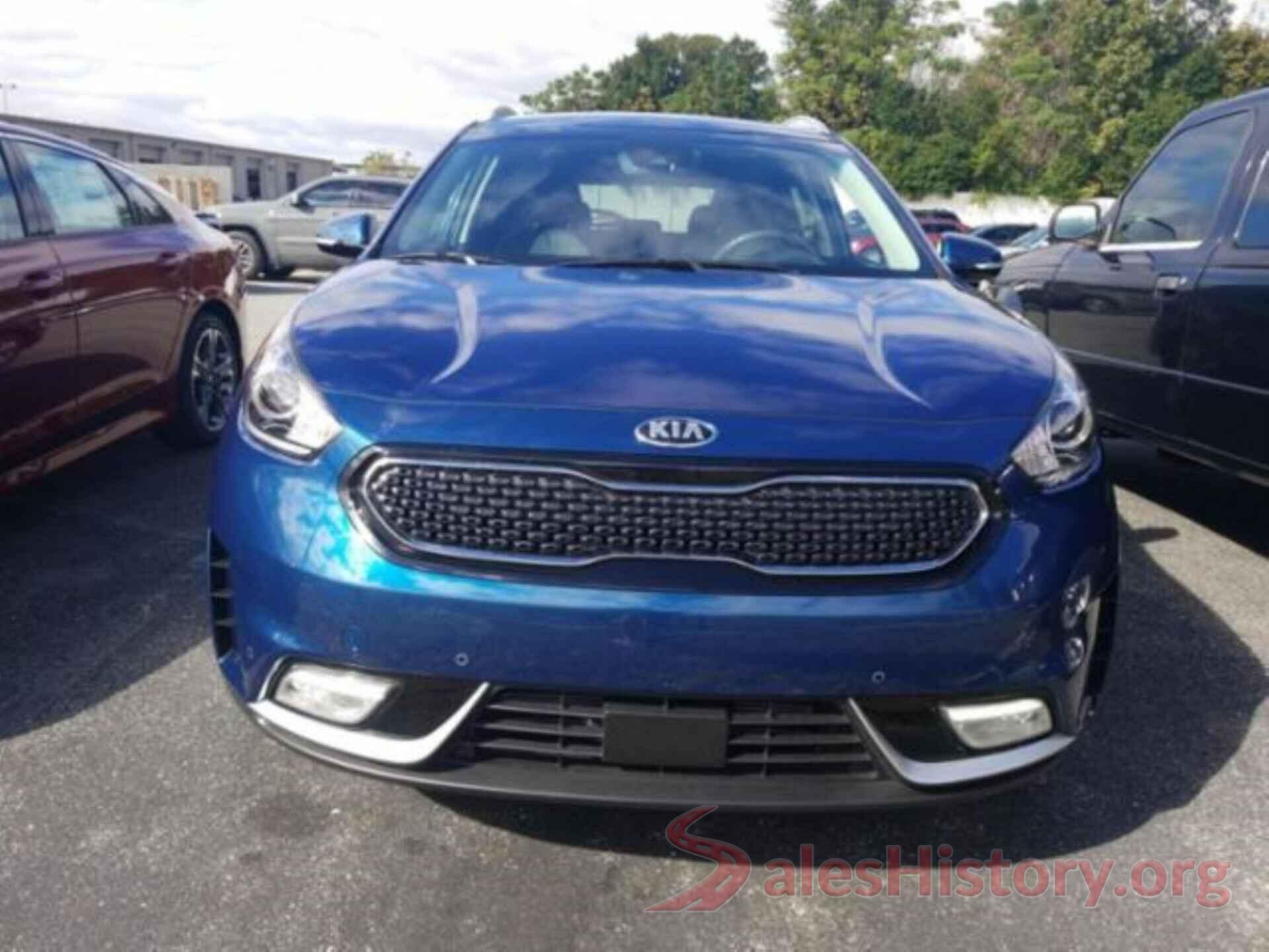 KNDCE3LC2K5233258 2019 KIA NIRO