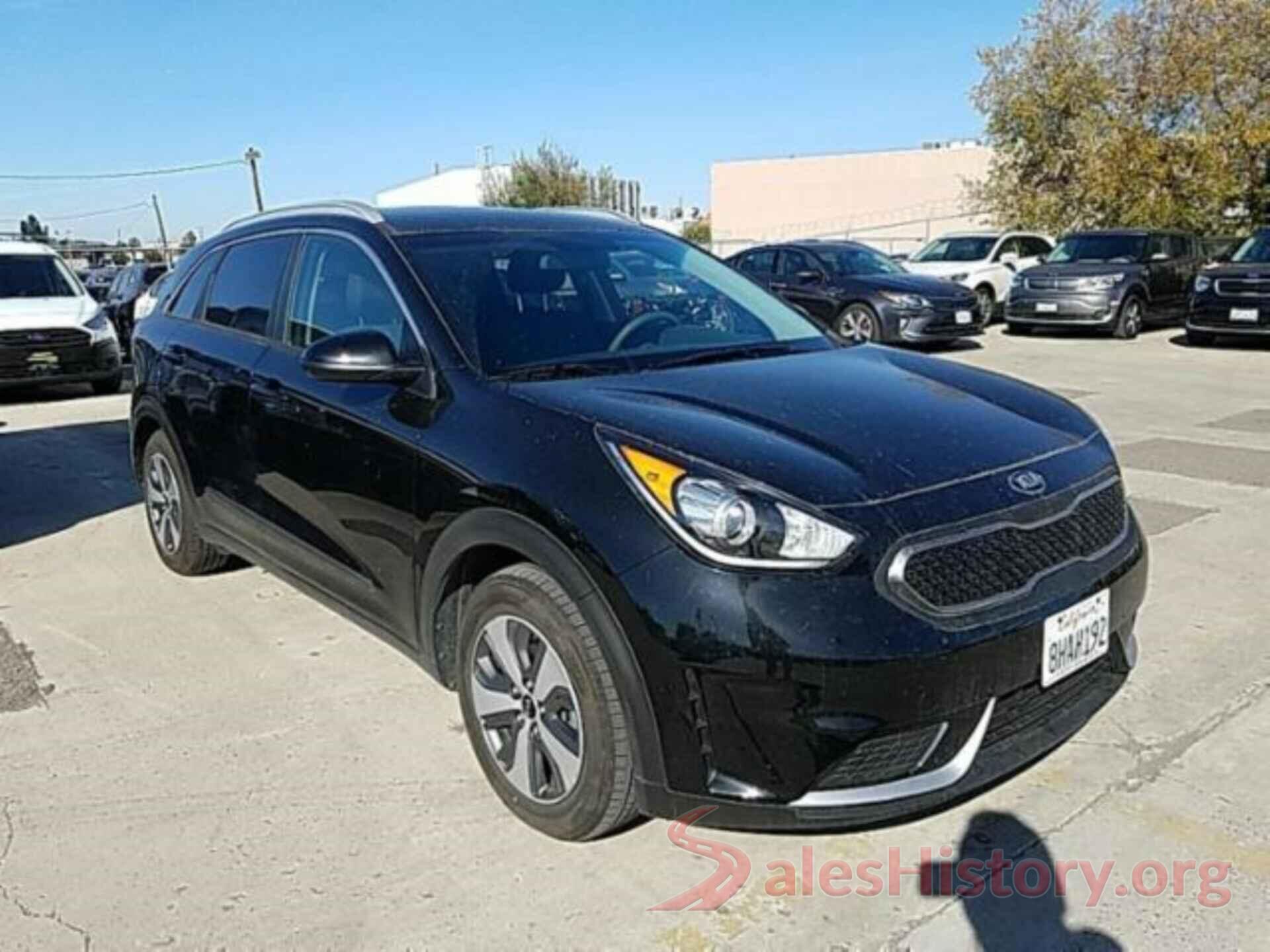 KNDCB3LC2K5240347 2019 KIA NIRO