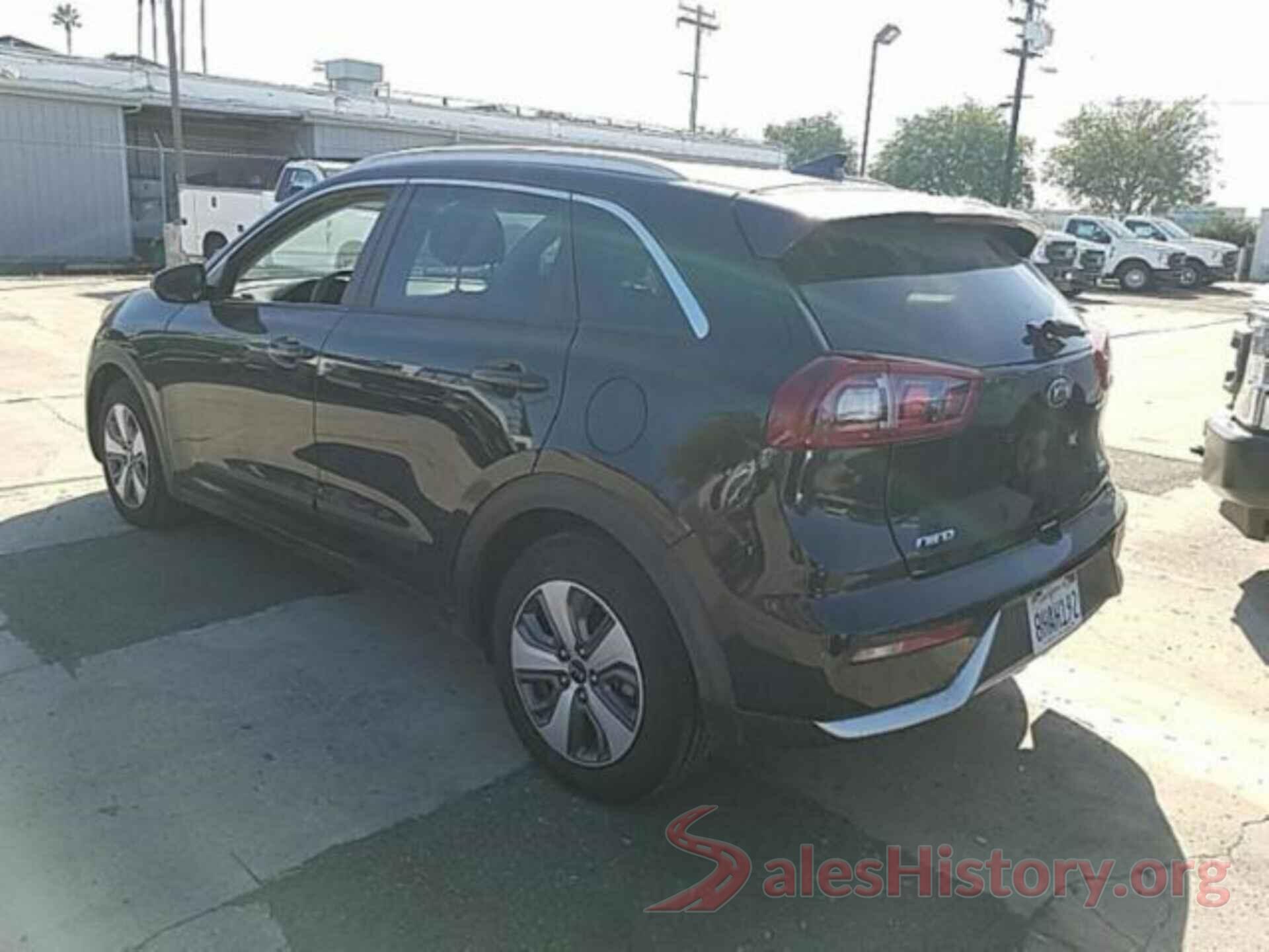 KNDCB3LC2K5240347 2019 KIA NIRO