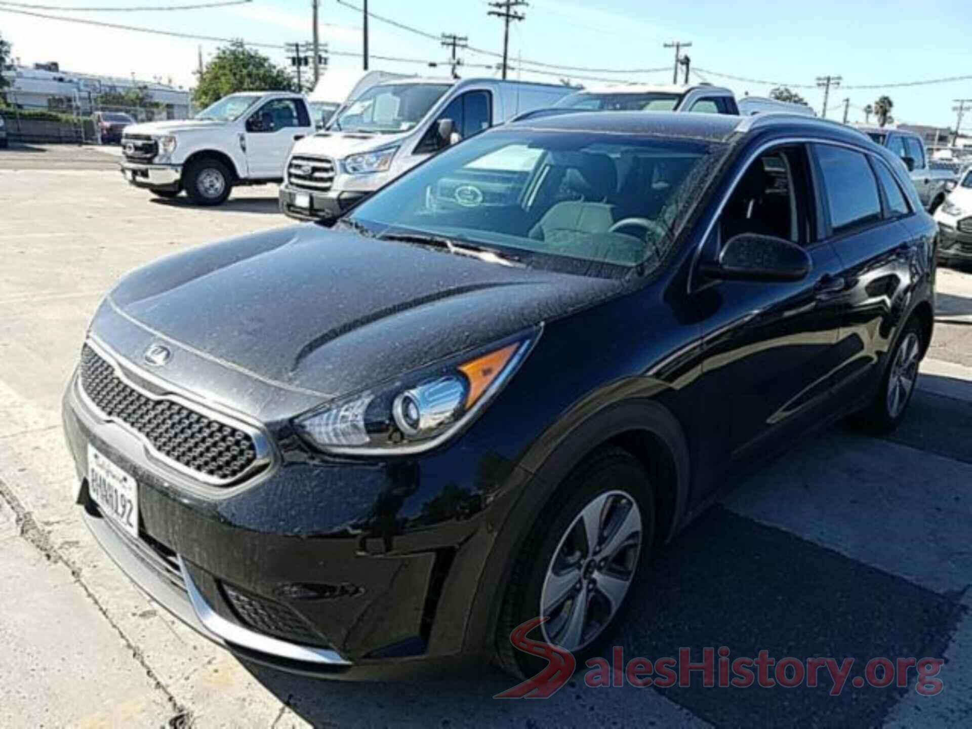 KNDCB3LC2K5240347 2019 KIA NIRO