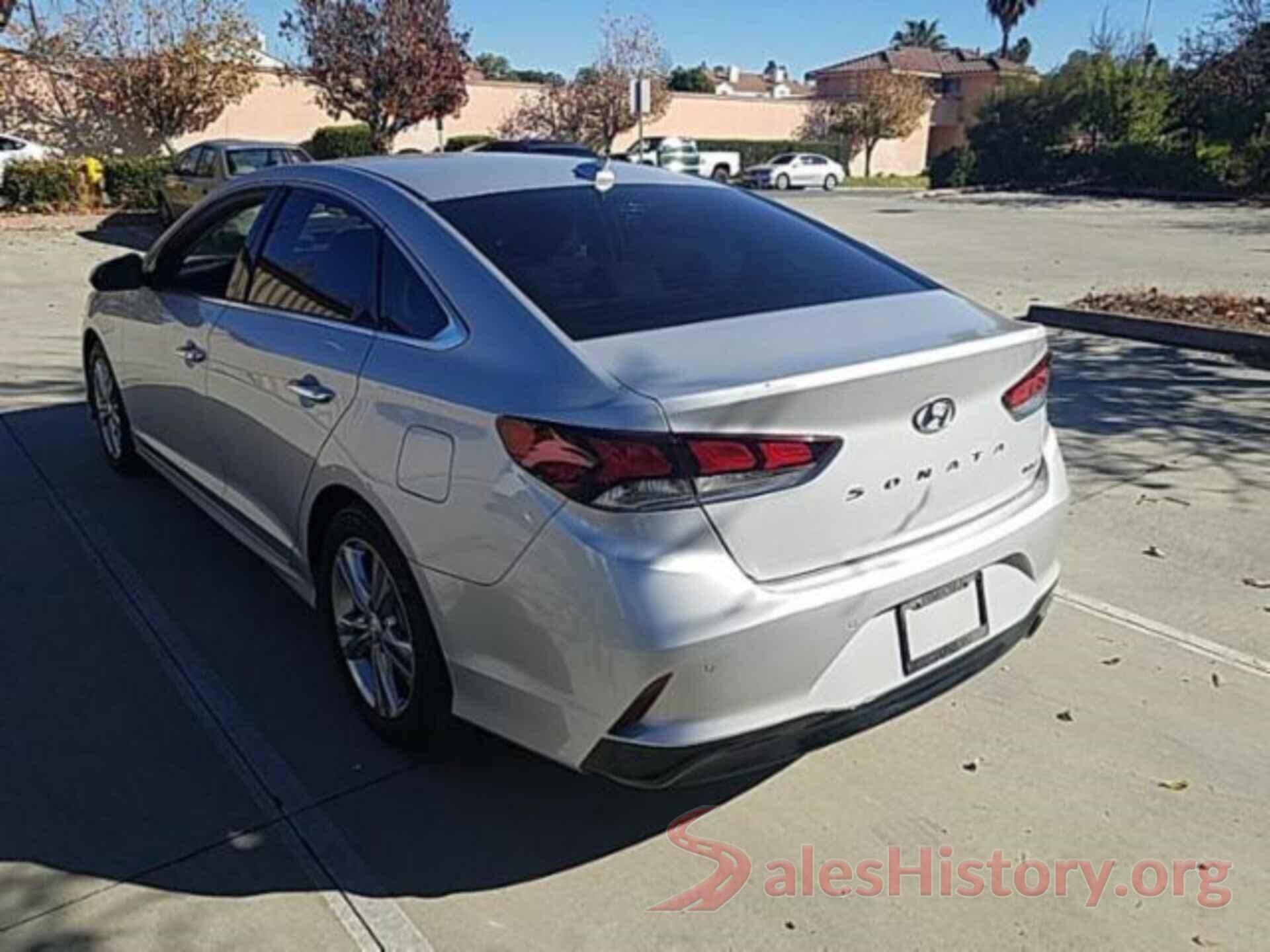 5NPE34AF9JH652692 2018 HYUNDAI SONATA