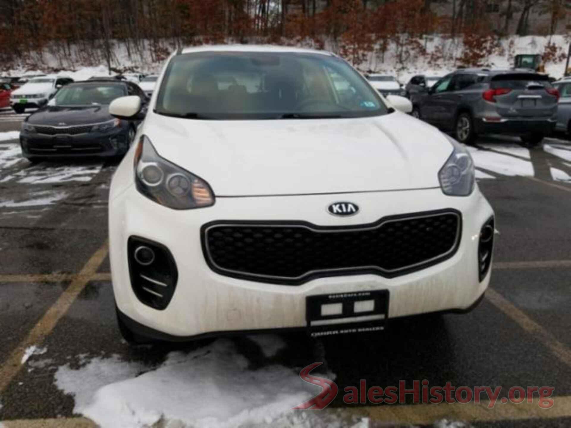 KNDPMCAC0J7485813 2018 KIA SPORTAGE