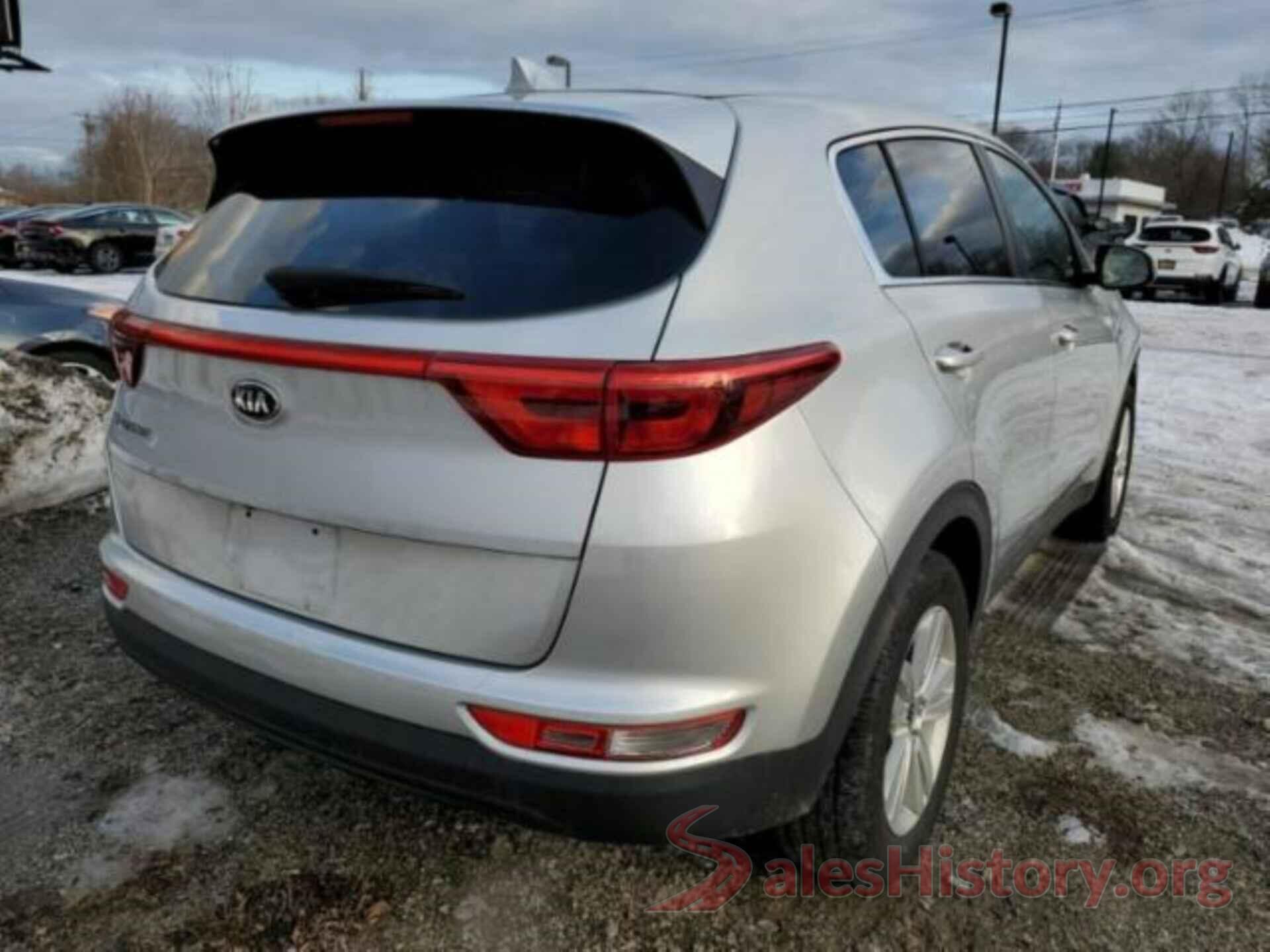 KNDPMCAC6J7446868 2018 KIA SPORTAGE