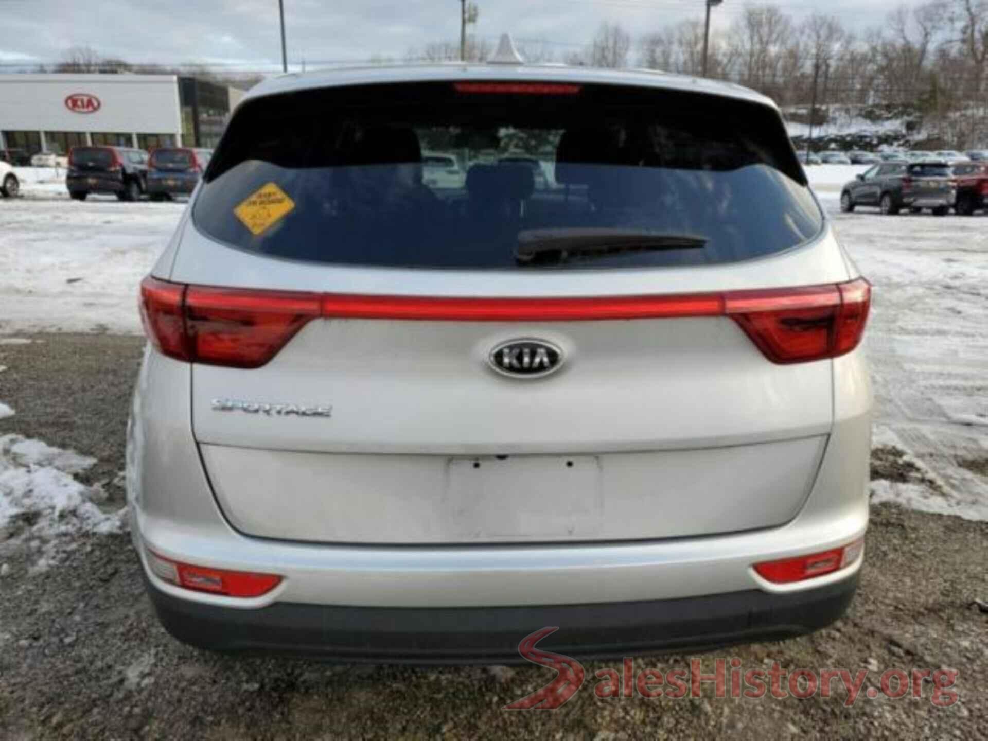 KNDPMCAC6J7446868 2018 KIA SPORTAGE