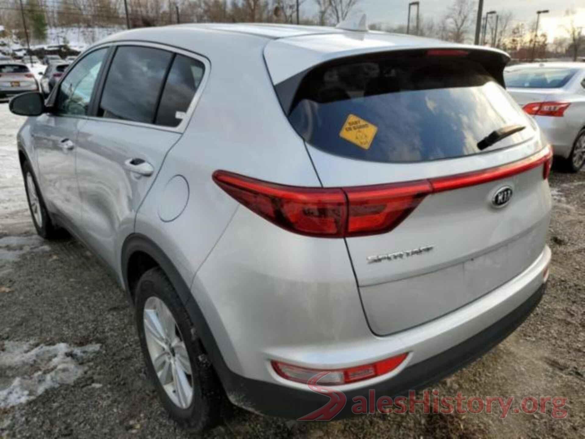 KNDPMCAC6J7446868 2018 KIA SPORTAGE