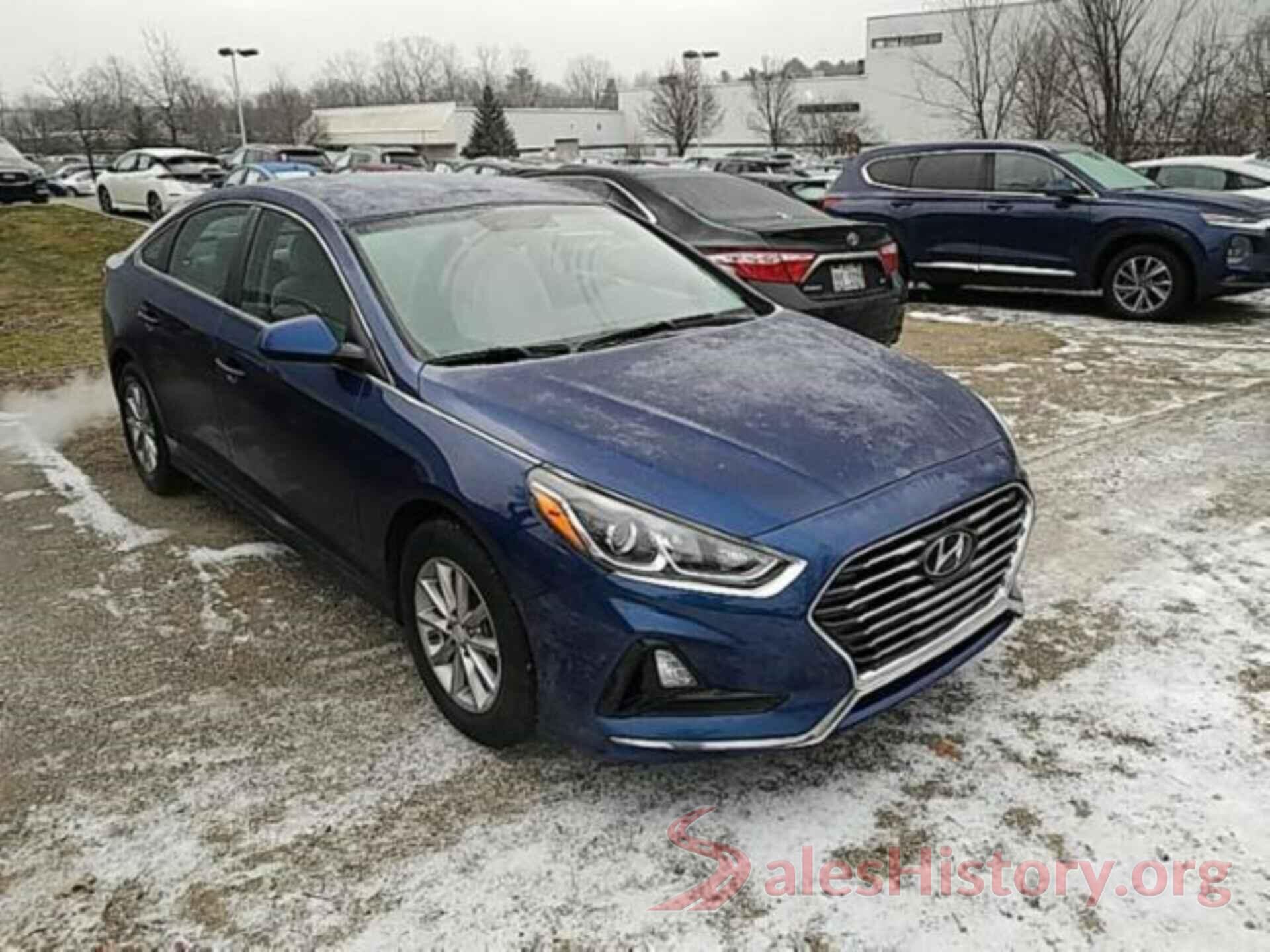 5NPE24AF0JH640563 2018 HYUNDAI SONATA