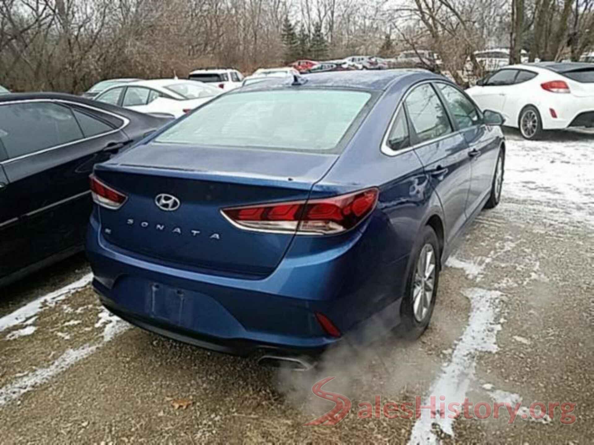 5NPE24AF0JH640563 2018 HYUNDAI SONATA