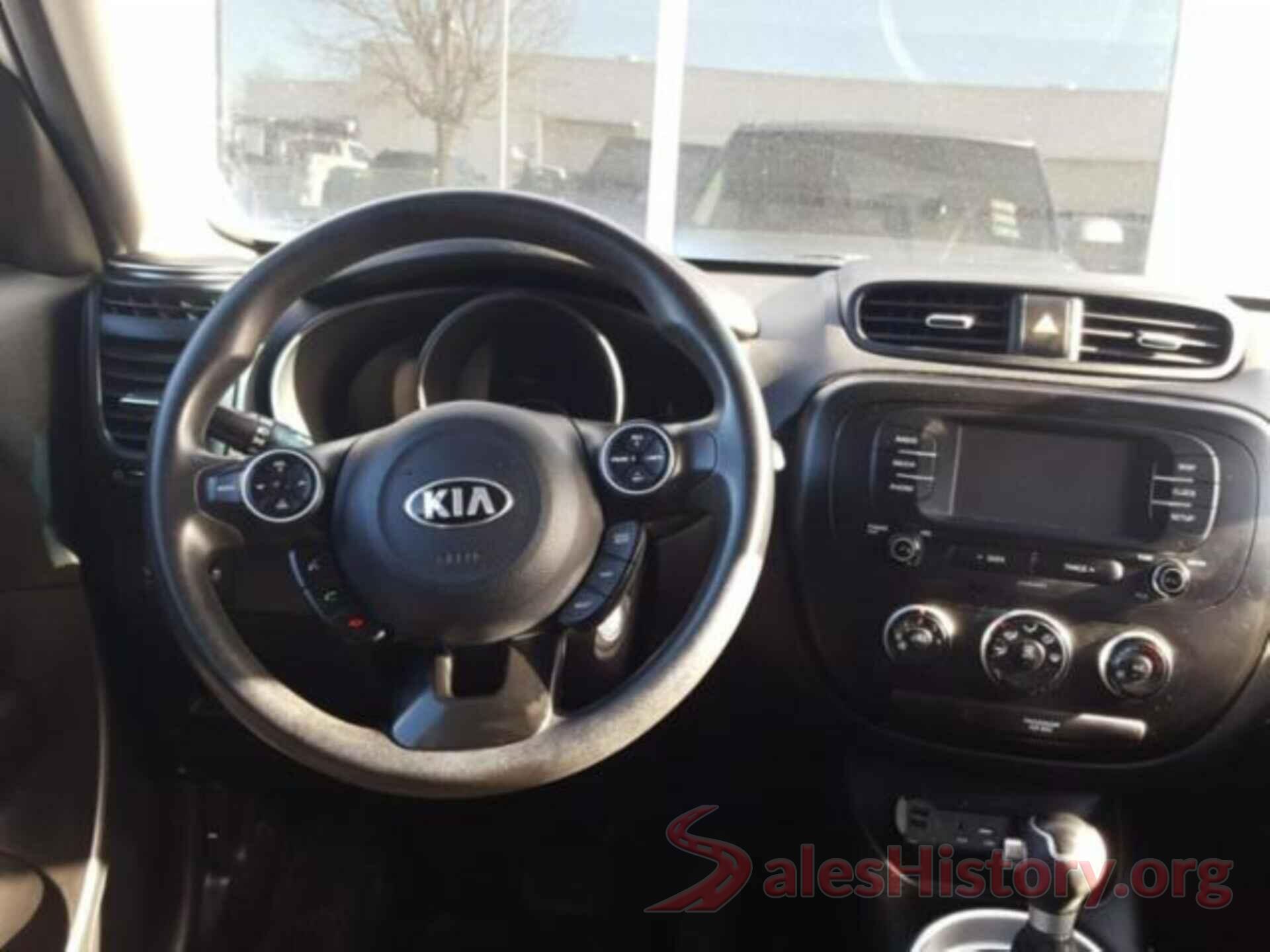 KNDJN2A29H7421042 2017 KIA SOUL