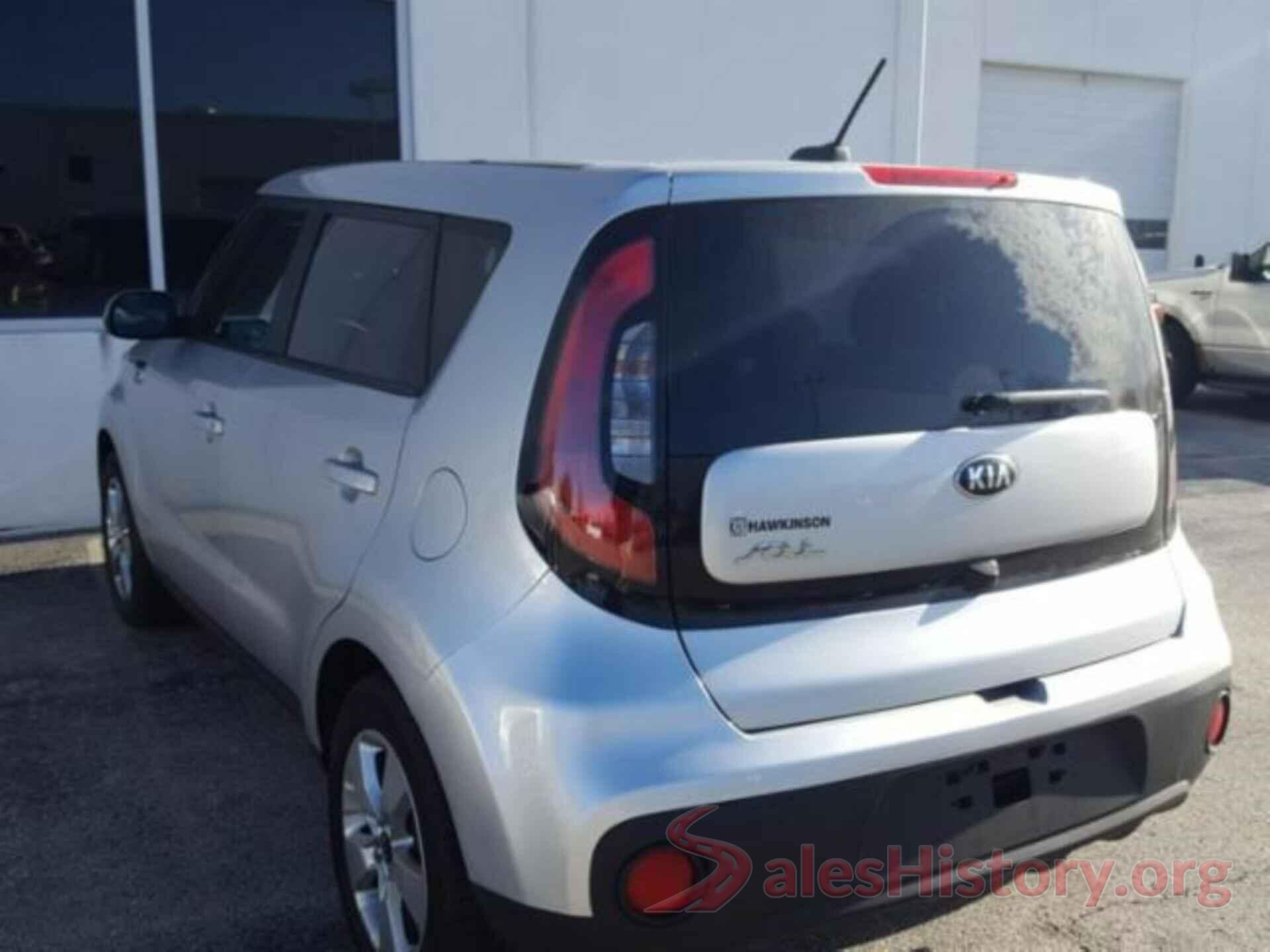 KNDJN2A29H7421042 2017 KIA SOUL