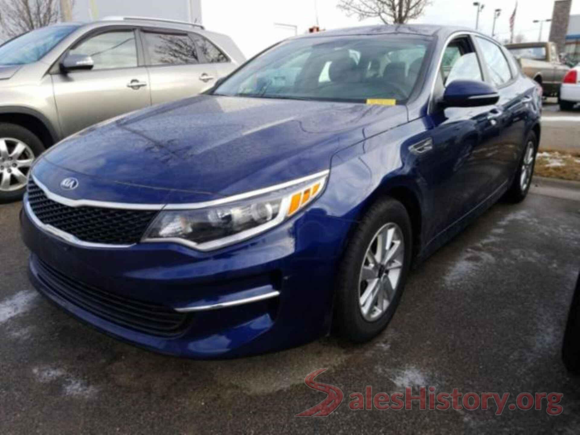 5XXGT4L31JG193715 2018 KIA OPTIMA