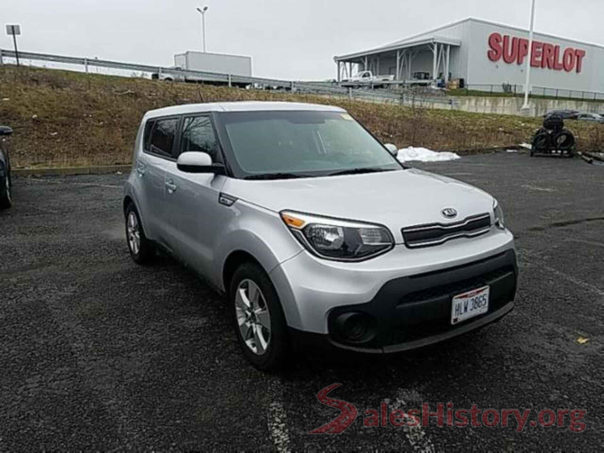 KNDJN2A22J7590311 2018 KIA SOUL