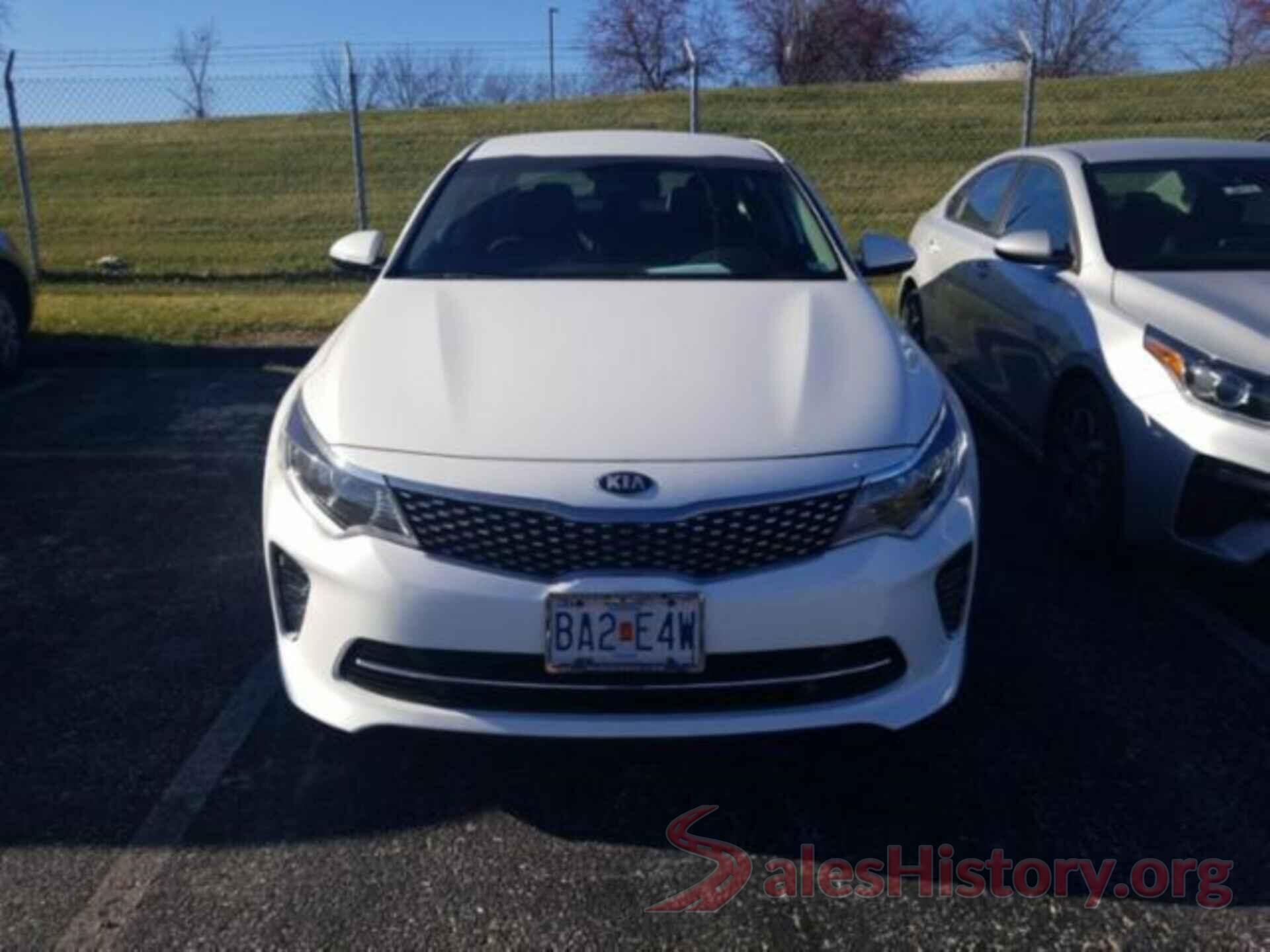 5XXGT4L36JG225235 2018 KIA OPTIMA