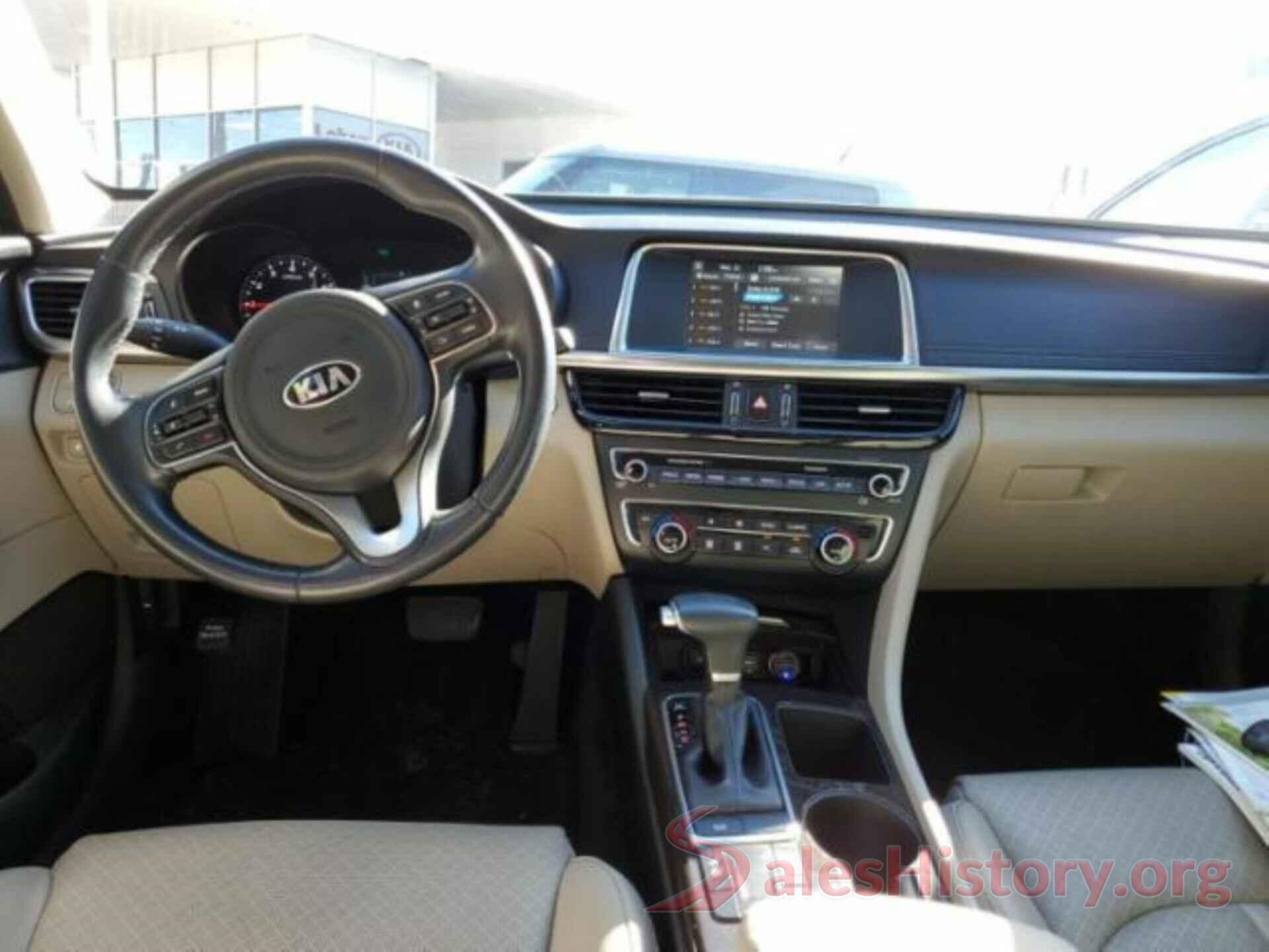 5XXGU4L38JG203332 2018 KIA OPTIMA