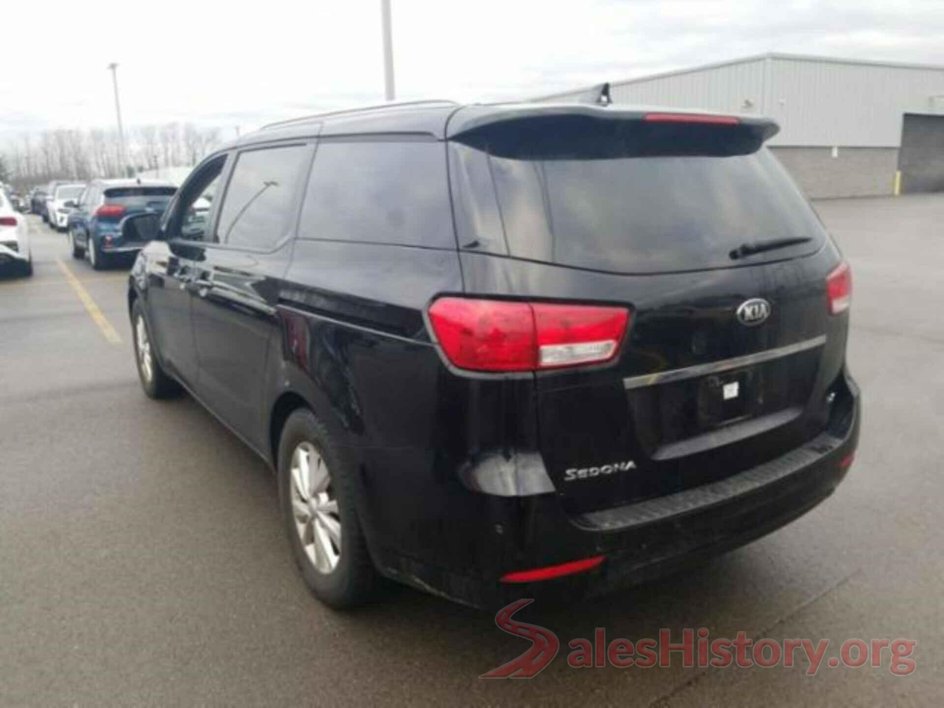 KNDMB5C16H6330148 2017 KIA SEDONA