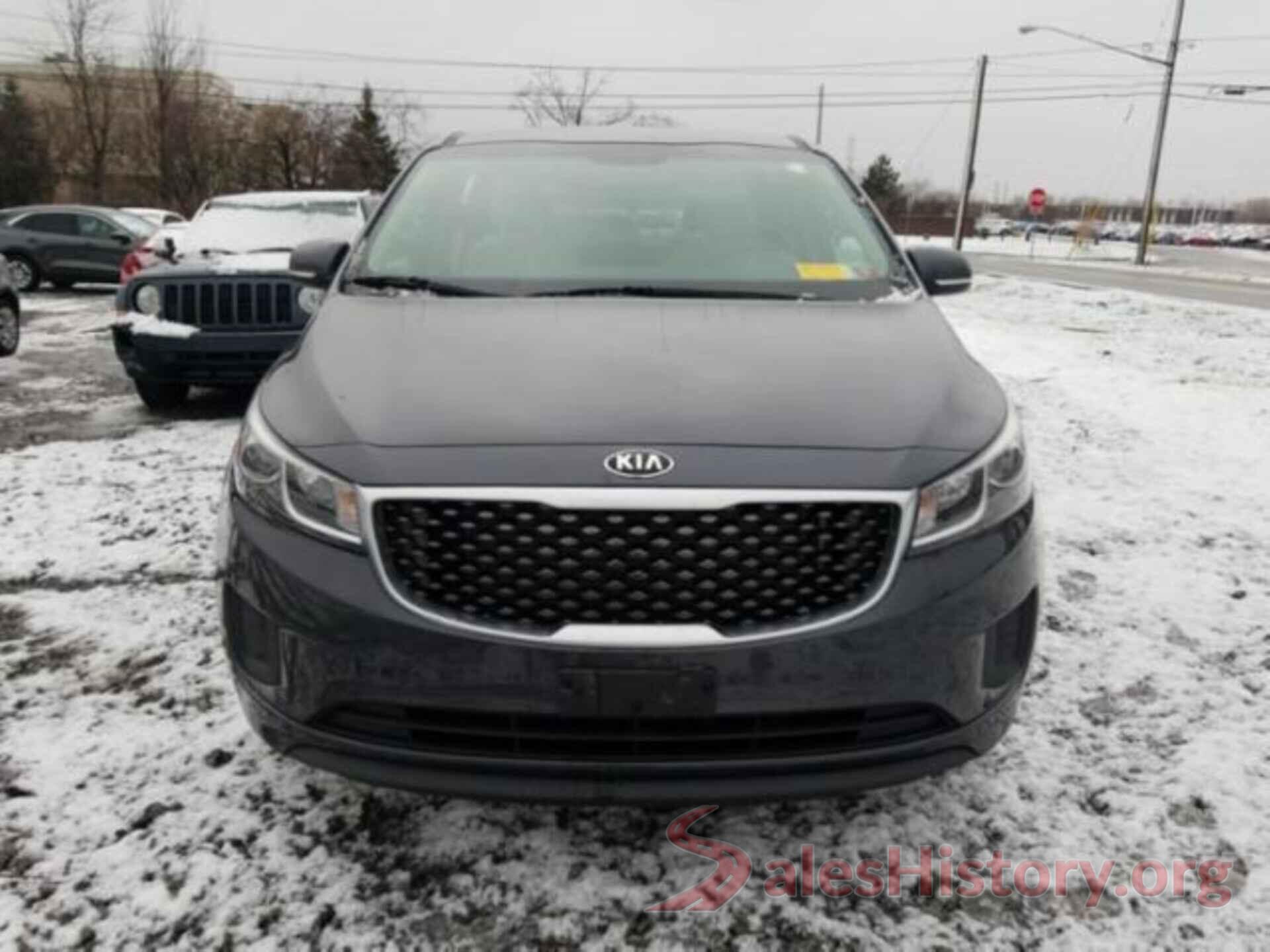 KNDMB5C1XJ6382856 2018 KIA SEDONA