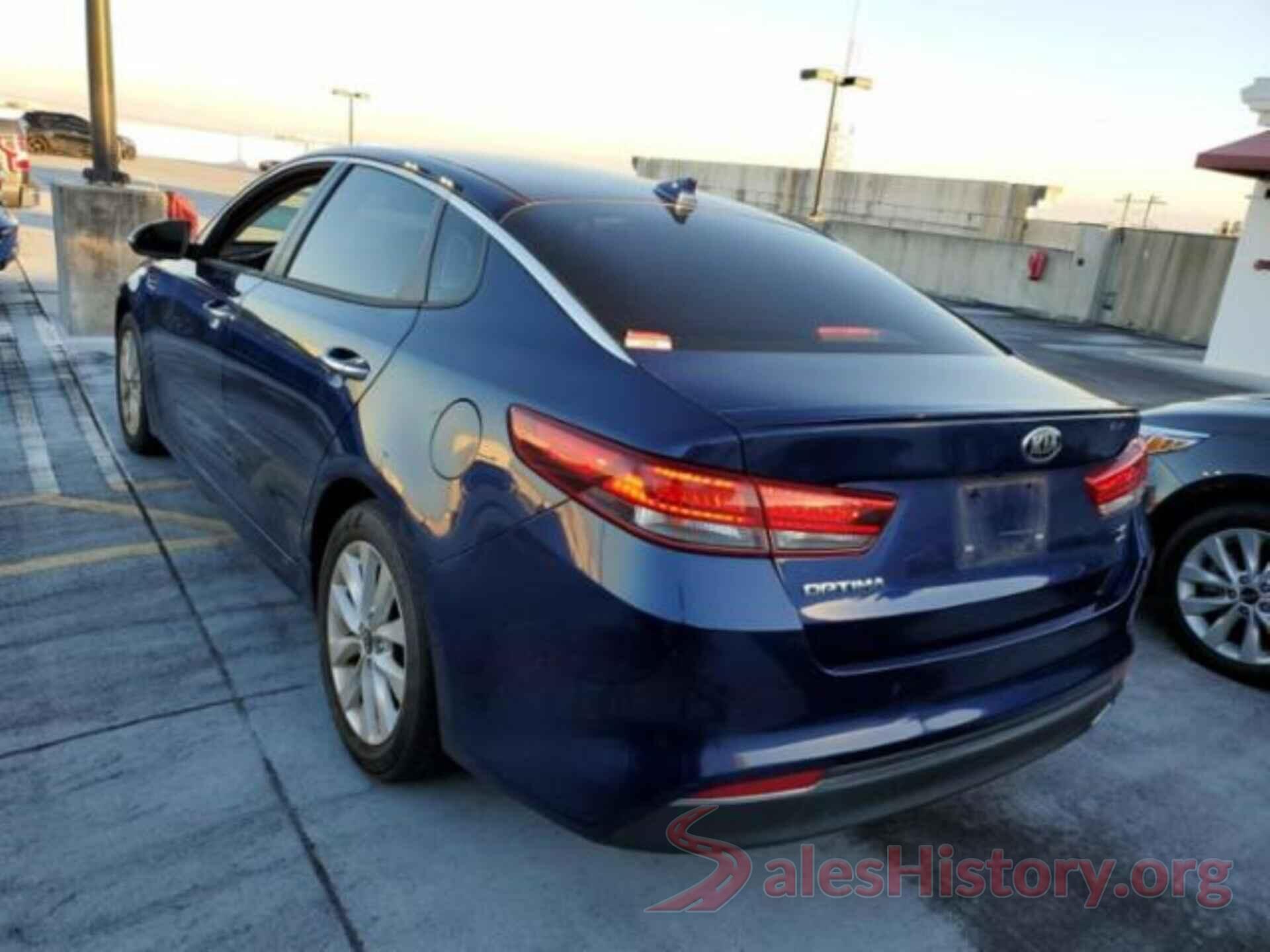 5XXGT4L31JG188918 2018 KIA OPTIMA