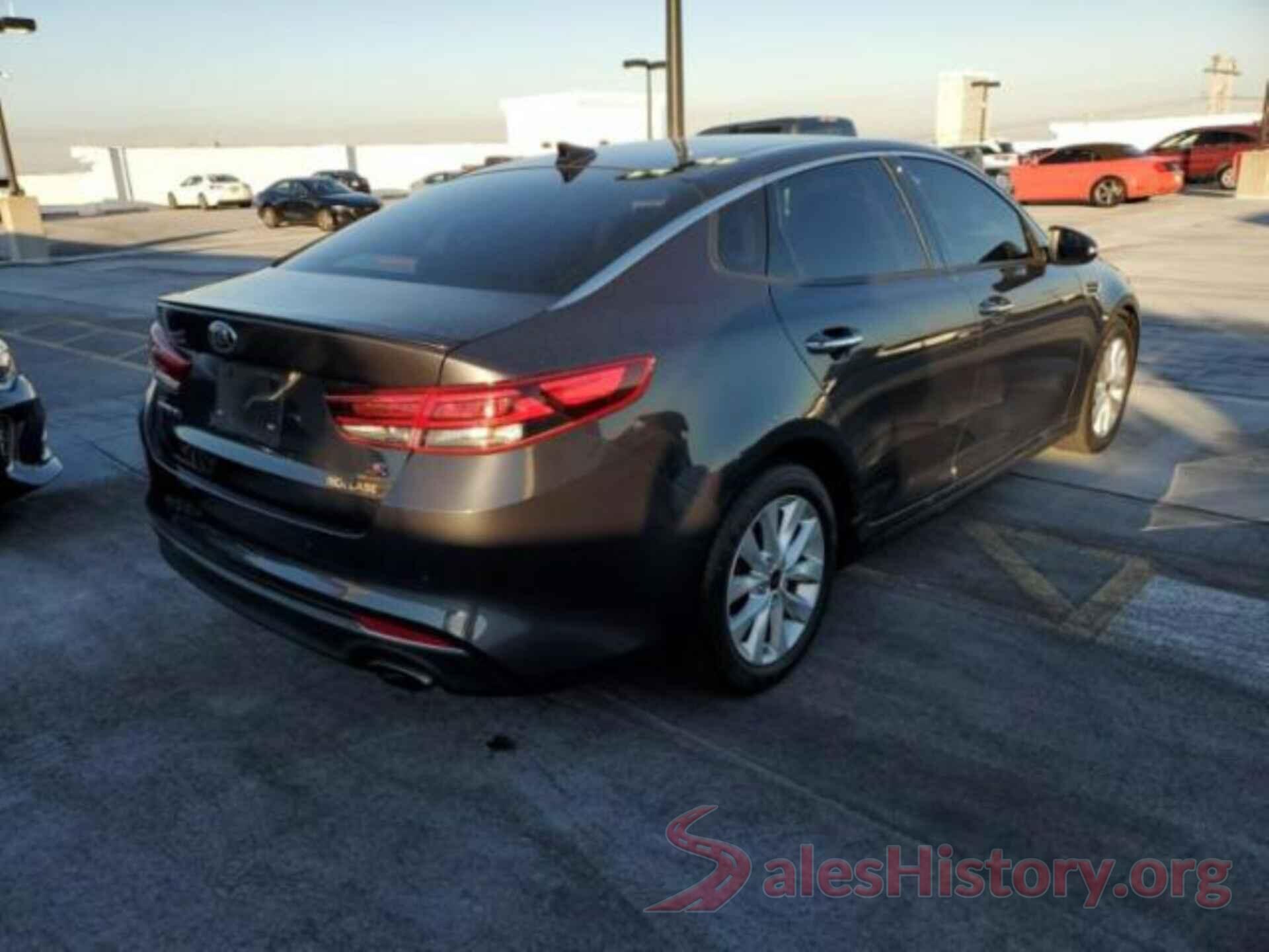 5XXGT4L32JG244803 2018 KIA OPTIMA