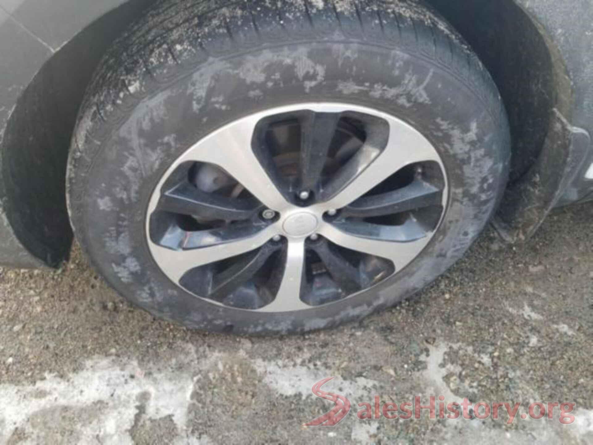 5XYPHDA55JG395880 2018 KIA SORENTO