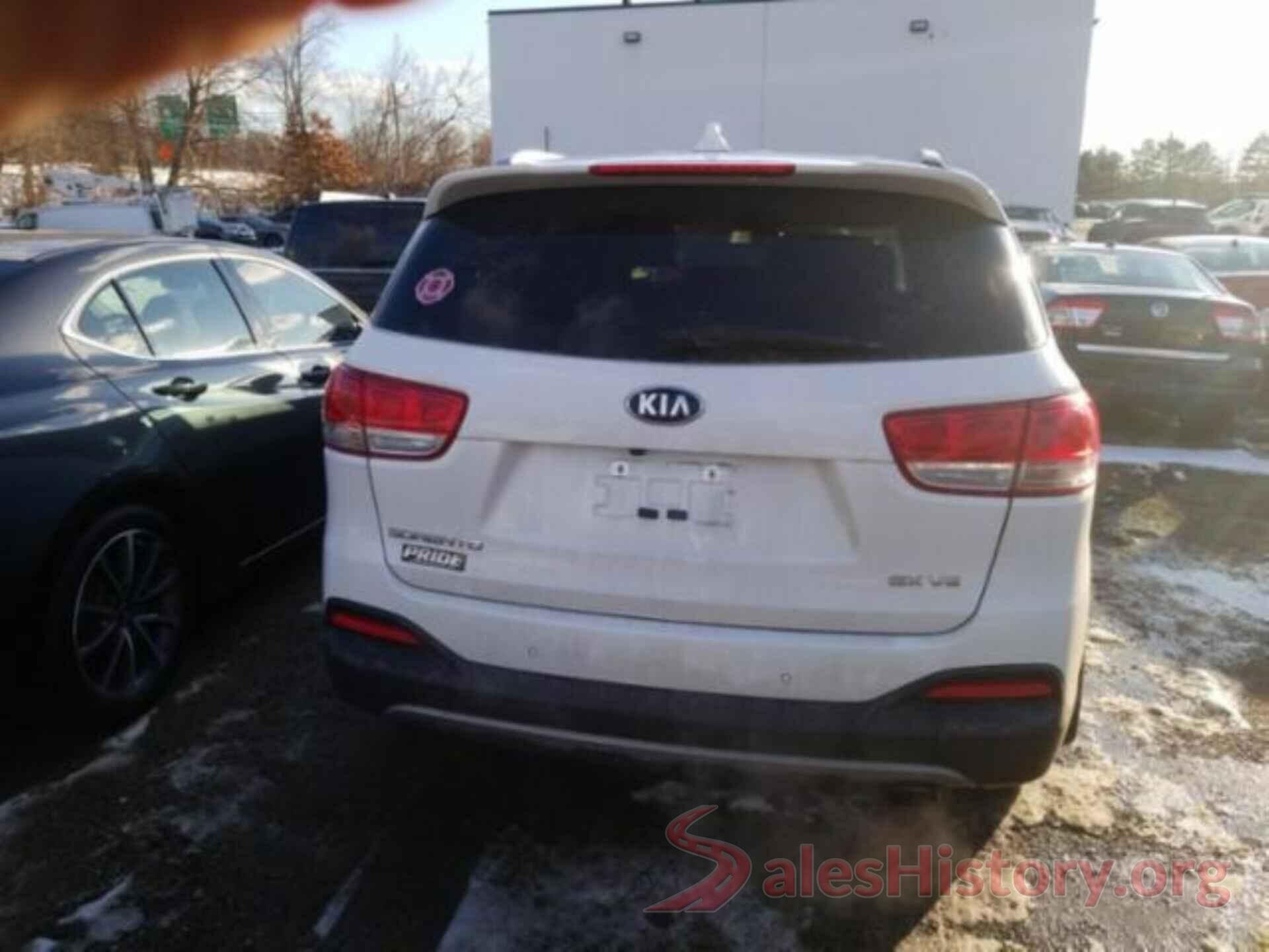 5XYPHDA55JG395880 2018 KIA SORENTO