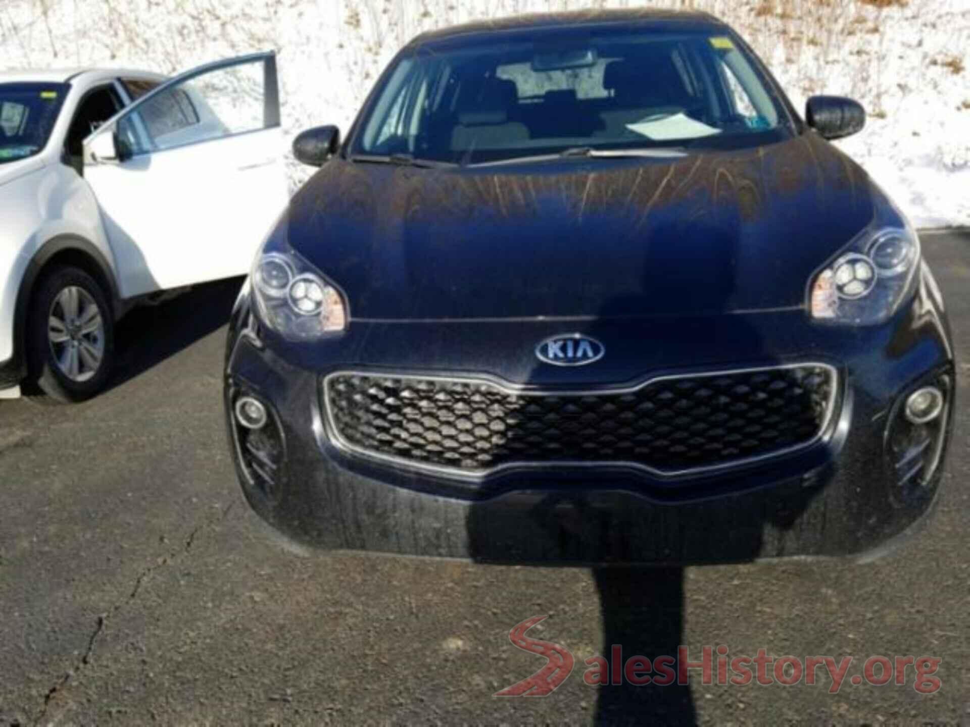 KNDPMCAC2J7368587 2018 KIA SPORTAGE