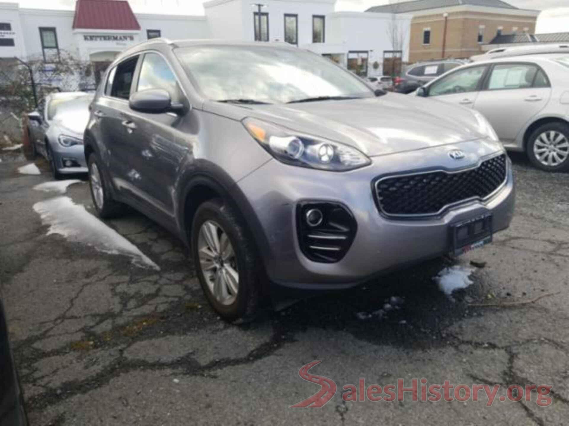 KNDPMCAC3J7310956 2018 KIA SPORTAGE