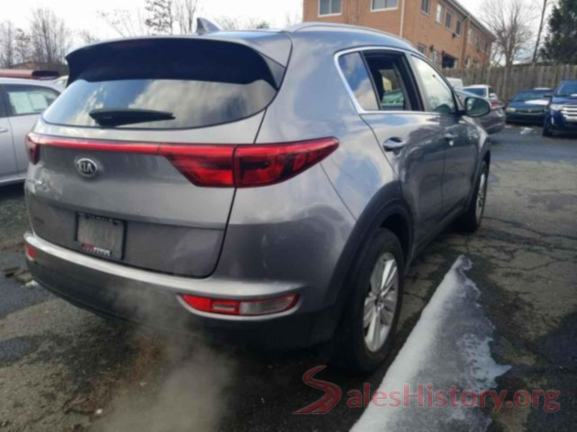 KNDPMCAC3J7310956 2018 KIA SPORTAGE