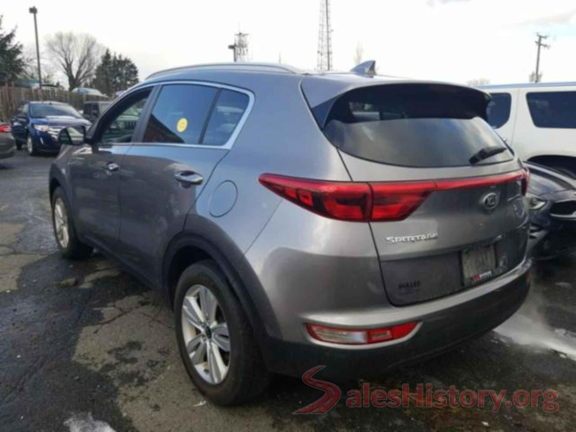 KNDPMCAC3J7310956 2018 KIA SPORTAGE