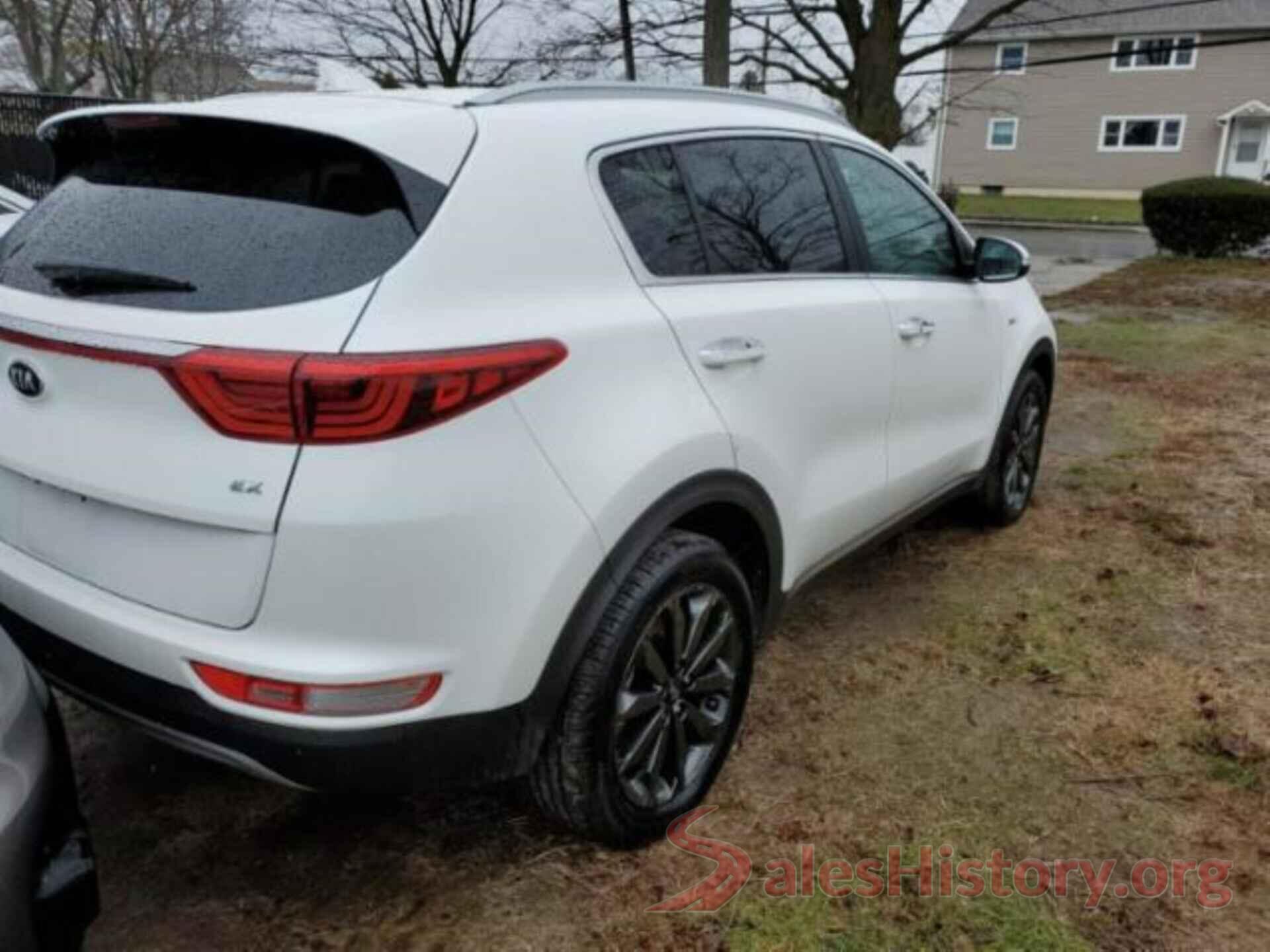 KNDPNCAC2J7442734 2018 KIA SPORTAGE