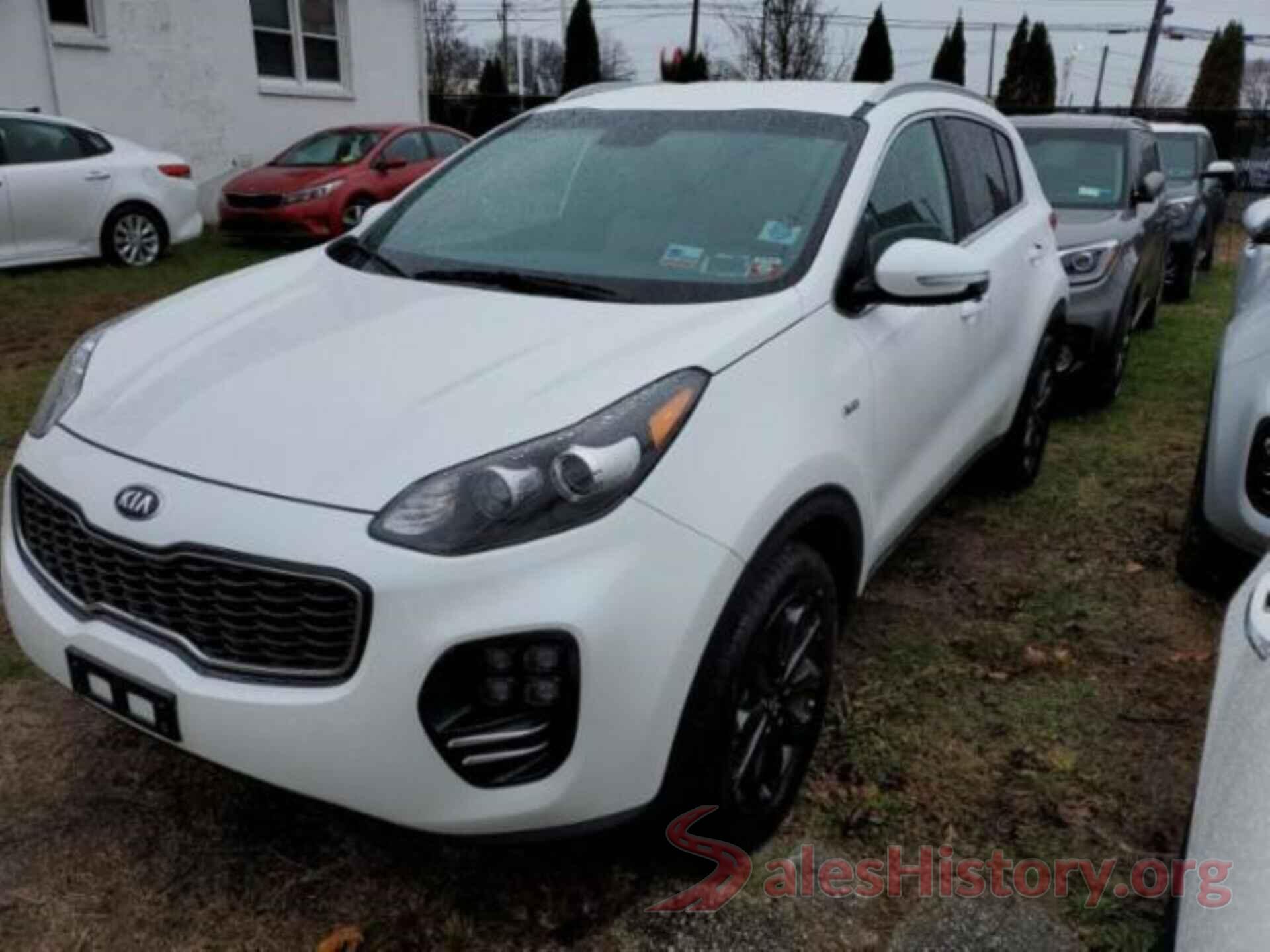 KNDPNCAC2J7442734 2018 KIA SPORTAGE