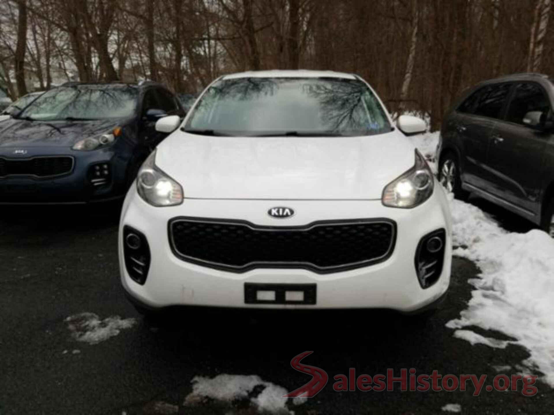 KNDPMCAC8J7368433 2018 KIA SPORTAGE