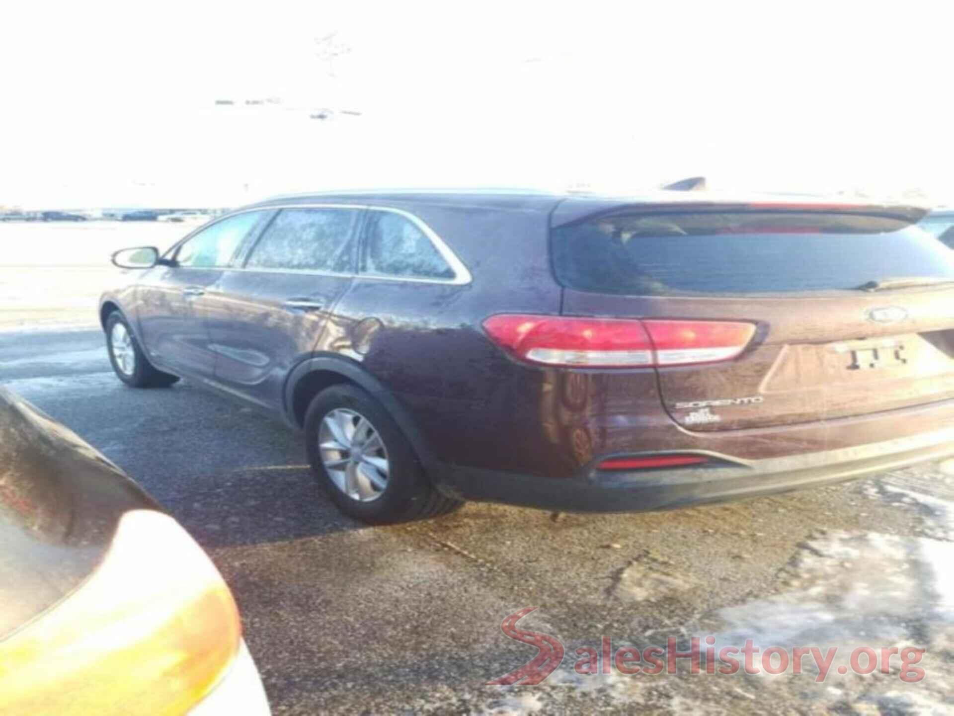 5XYPGDA3XJG374072 2018 KIA SORENTO