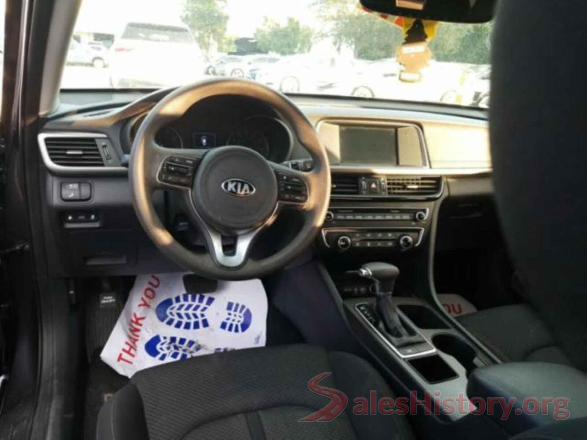 KNAGT4L38J5212987 2018 KIA OPTIMA